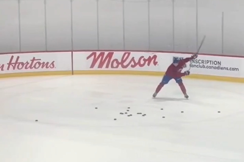 EXCLUSIVE: Alexander Zharovsky’s first laps on the ice with the Canadiens