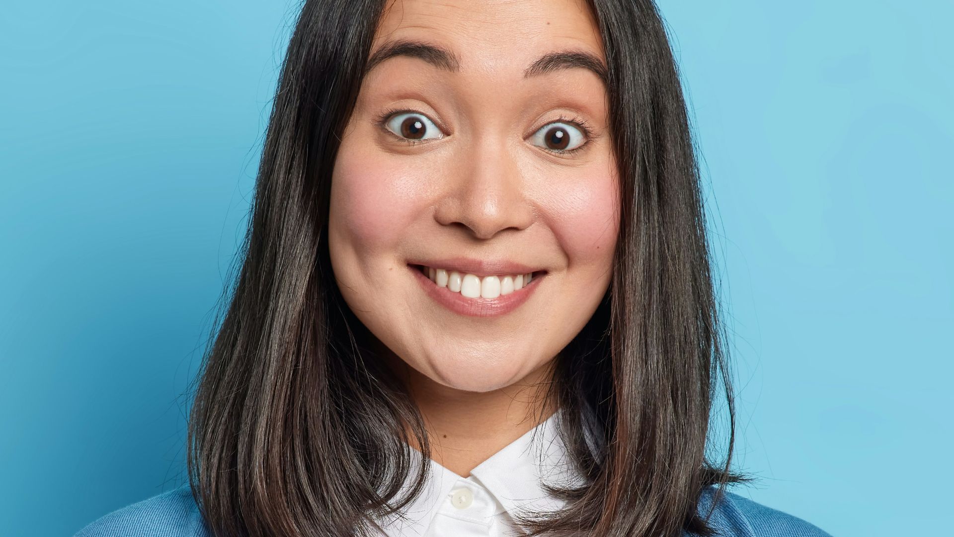 6. Le regard écarquillé de surprise
