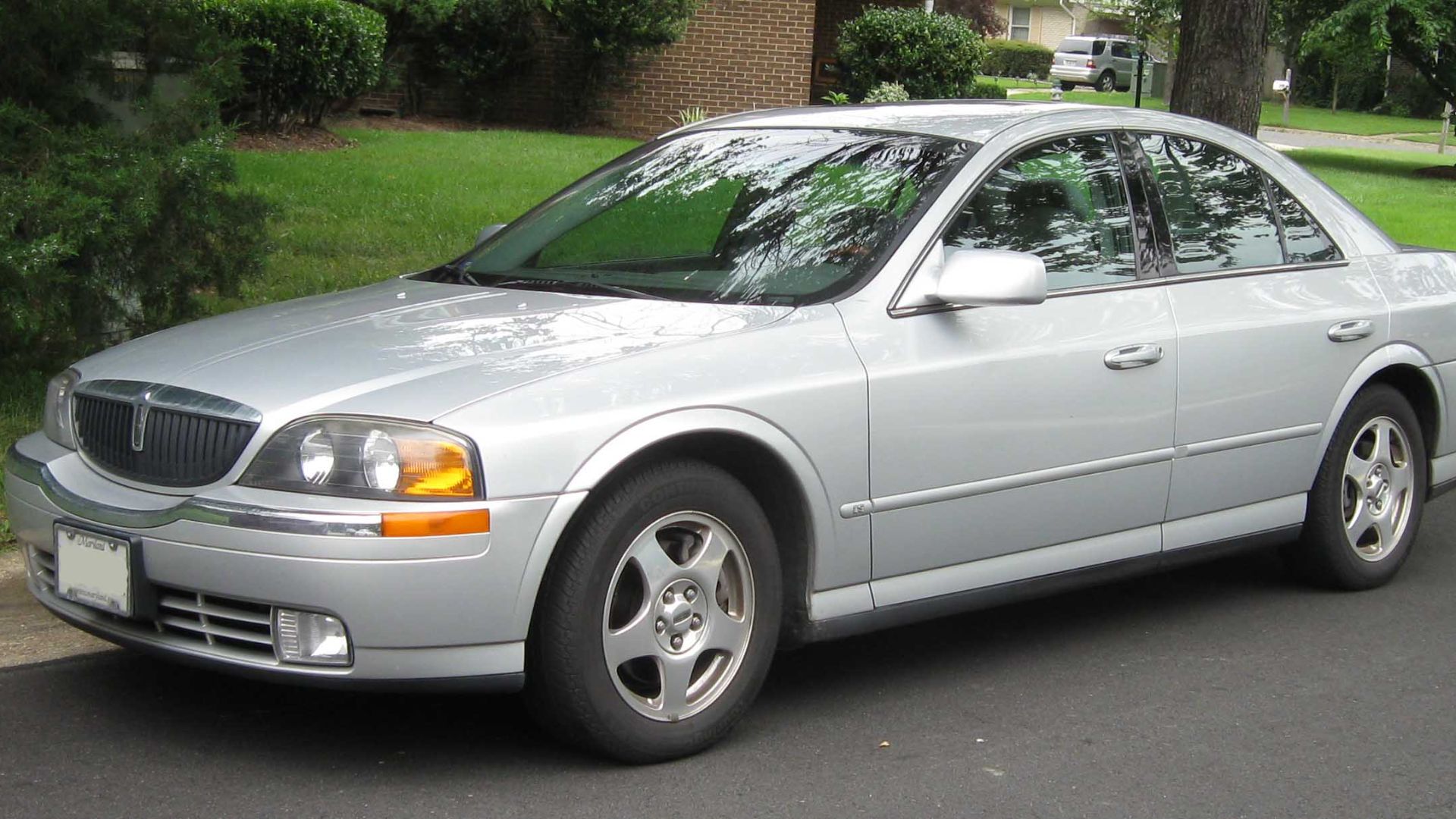 9. La Lincoln LS de 2003 à 2006