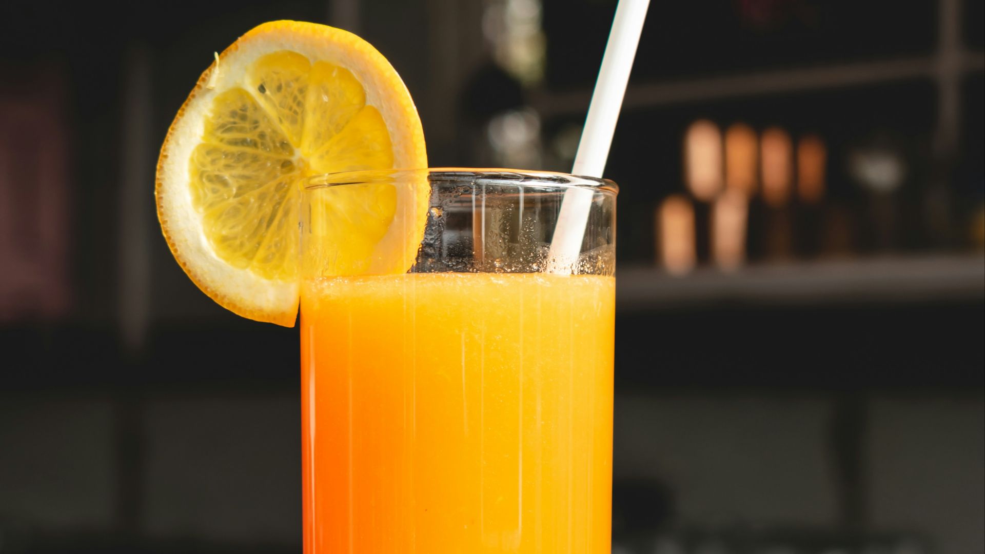 6. Préférez les fruits entiers aux jus de fruits