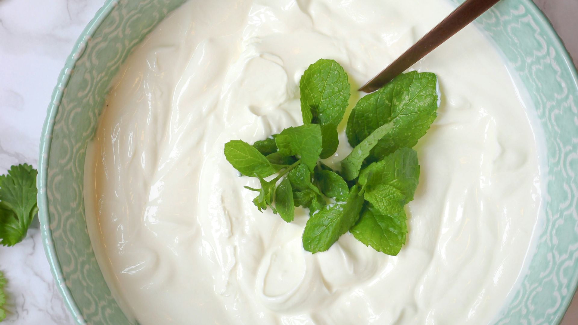 2. Yaourt grec sans sucre ajouté