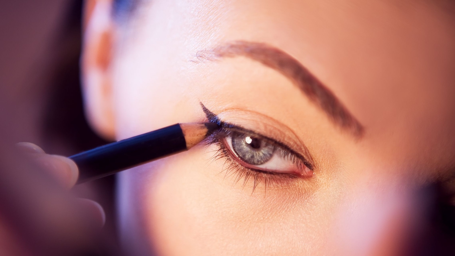 4. Soulignez votre regard sans en faire trop