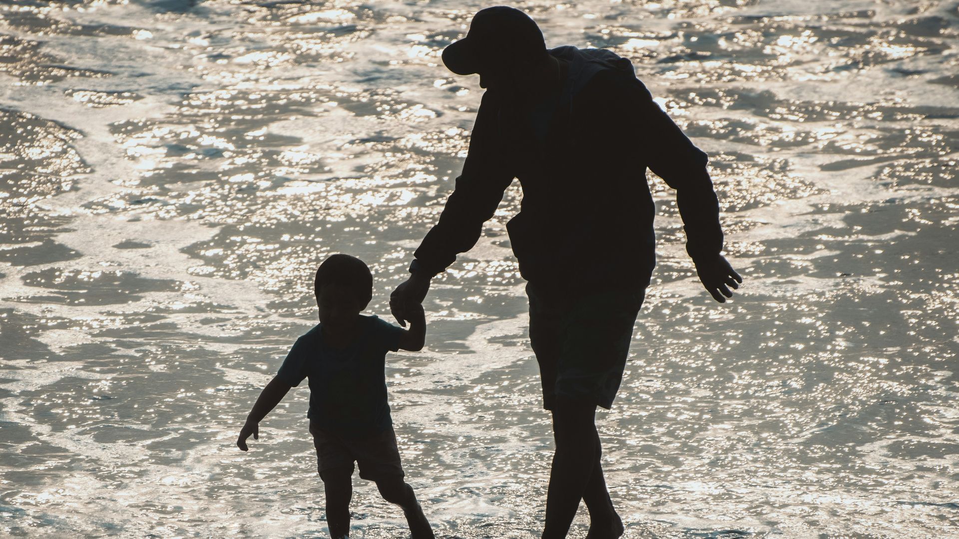10. Les enfants veulent qu'on les traite comme des petits enfants pour toujours
