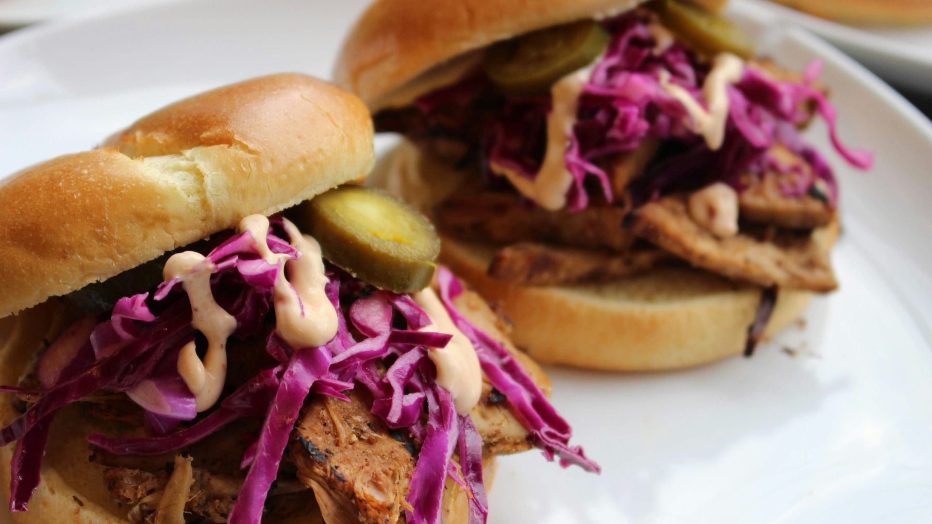 8. Sandwich au porc effiloché et aux cornichons
