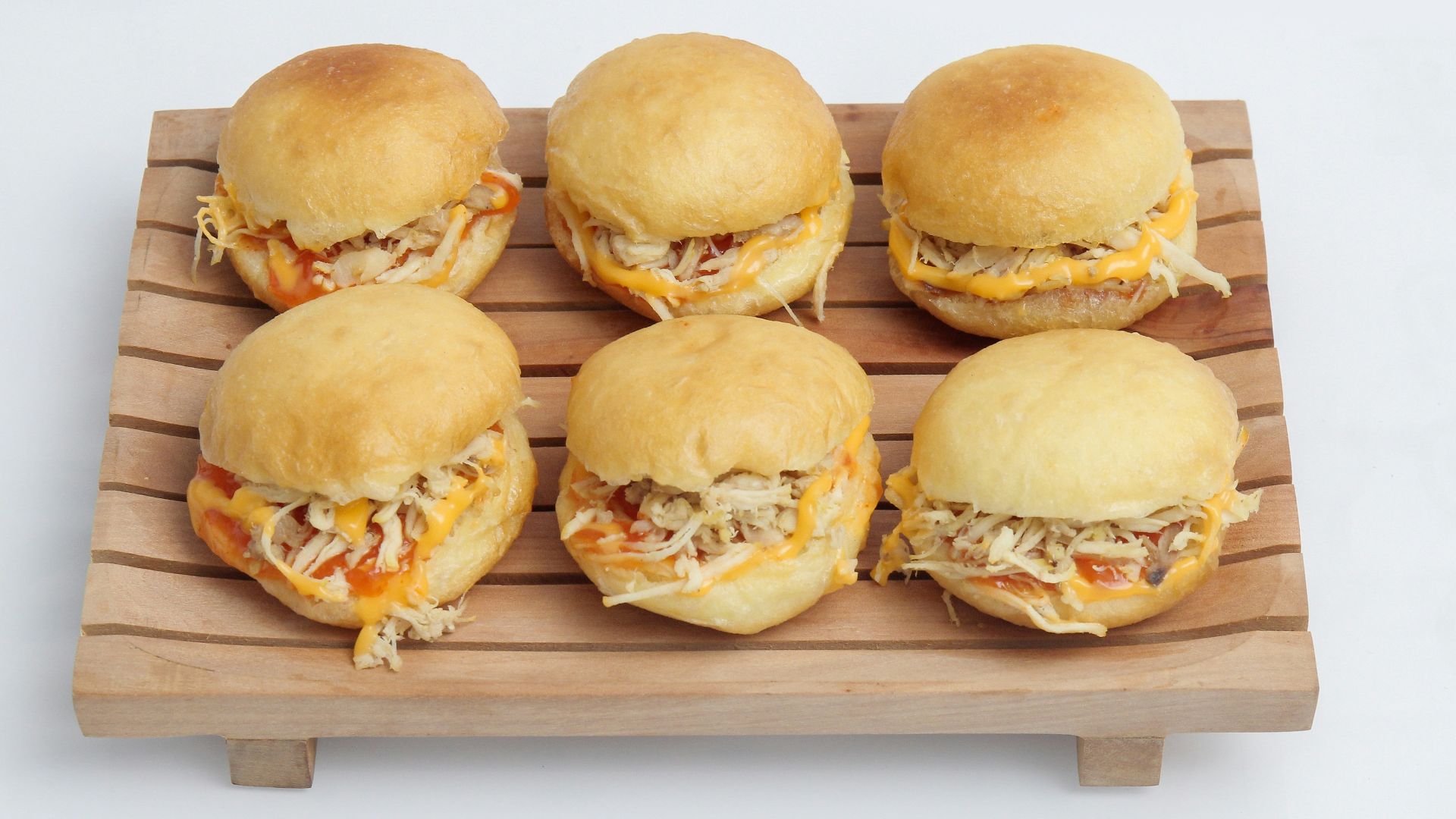 1. Mini-burgers au poulet rôti du commerce