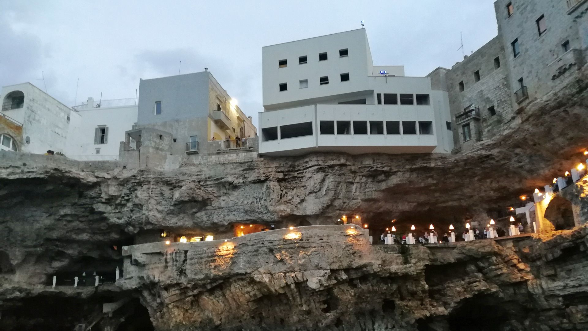 19. Grotta Palazzese
