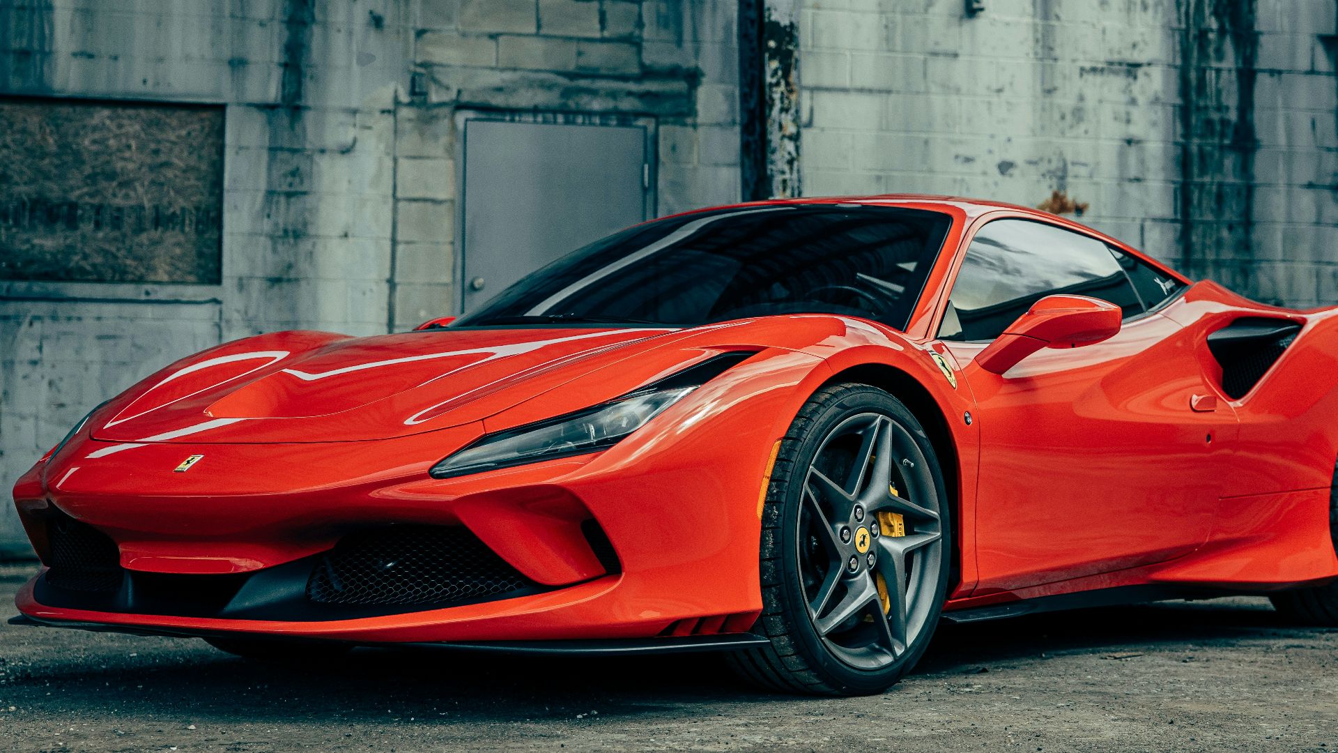 5. La supercar exotique surbaissée