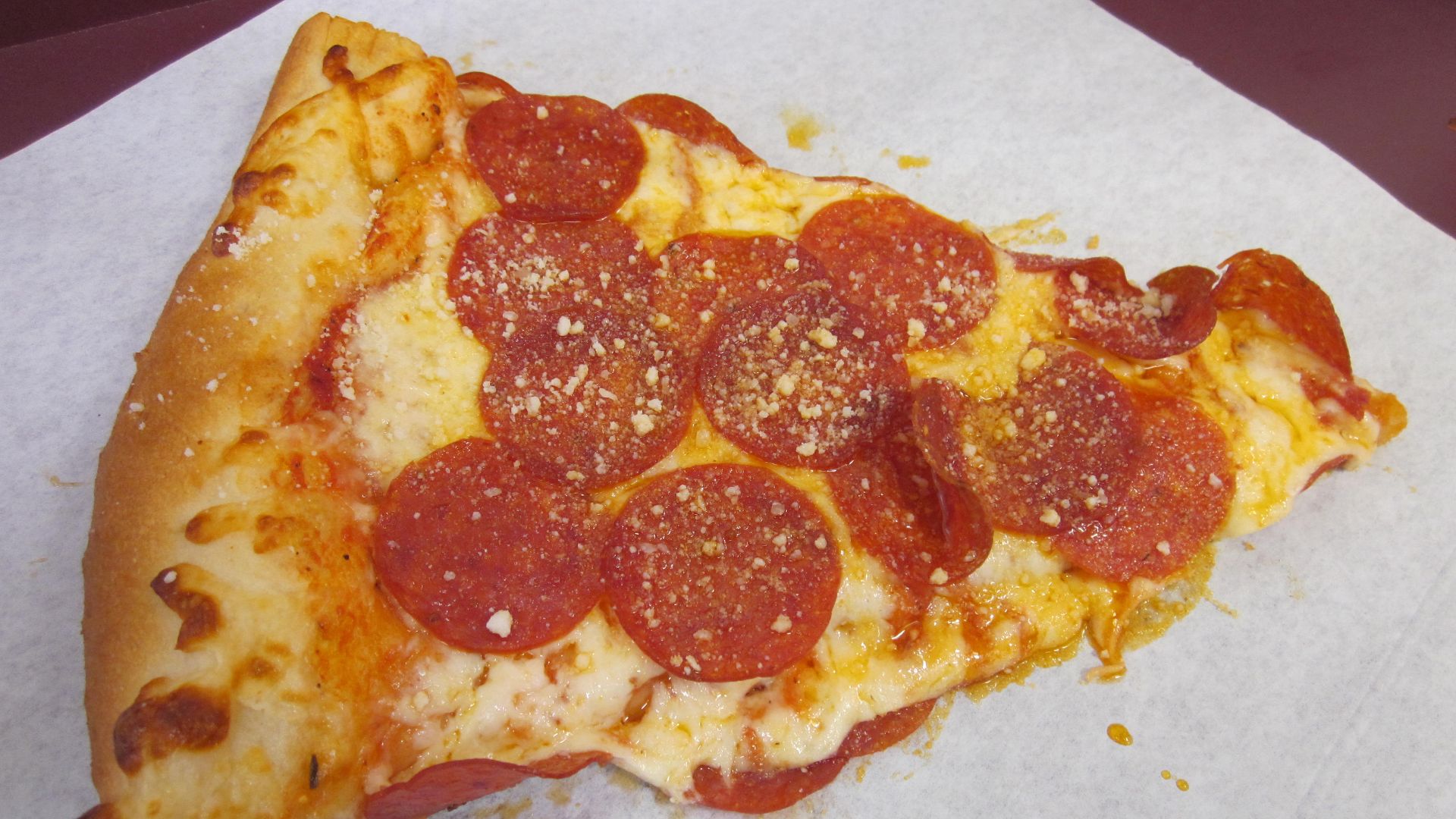 6. Part de pizza au pepperoni