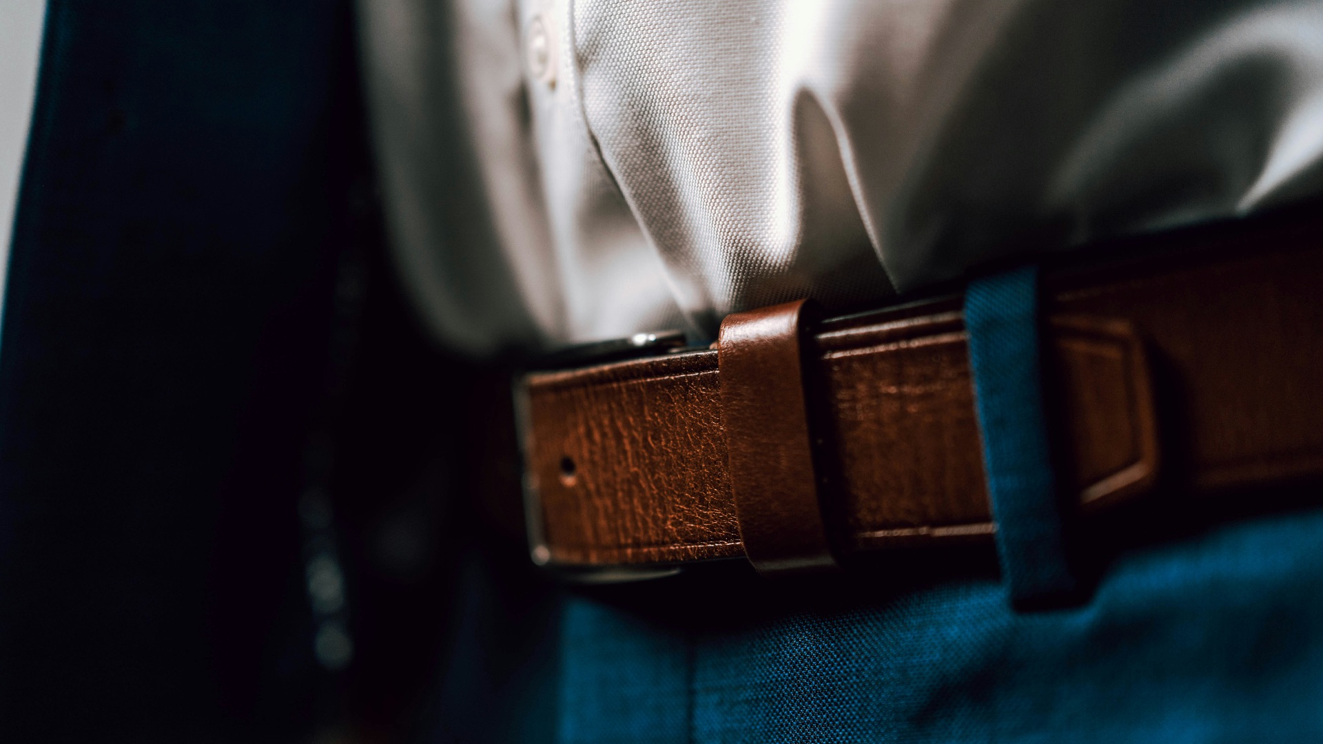 10. Des passants de ceinture qui ne sont pas alignés avec la ceinture