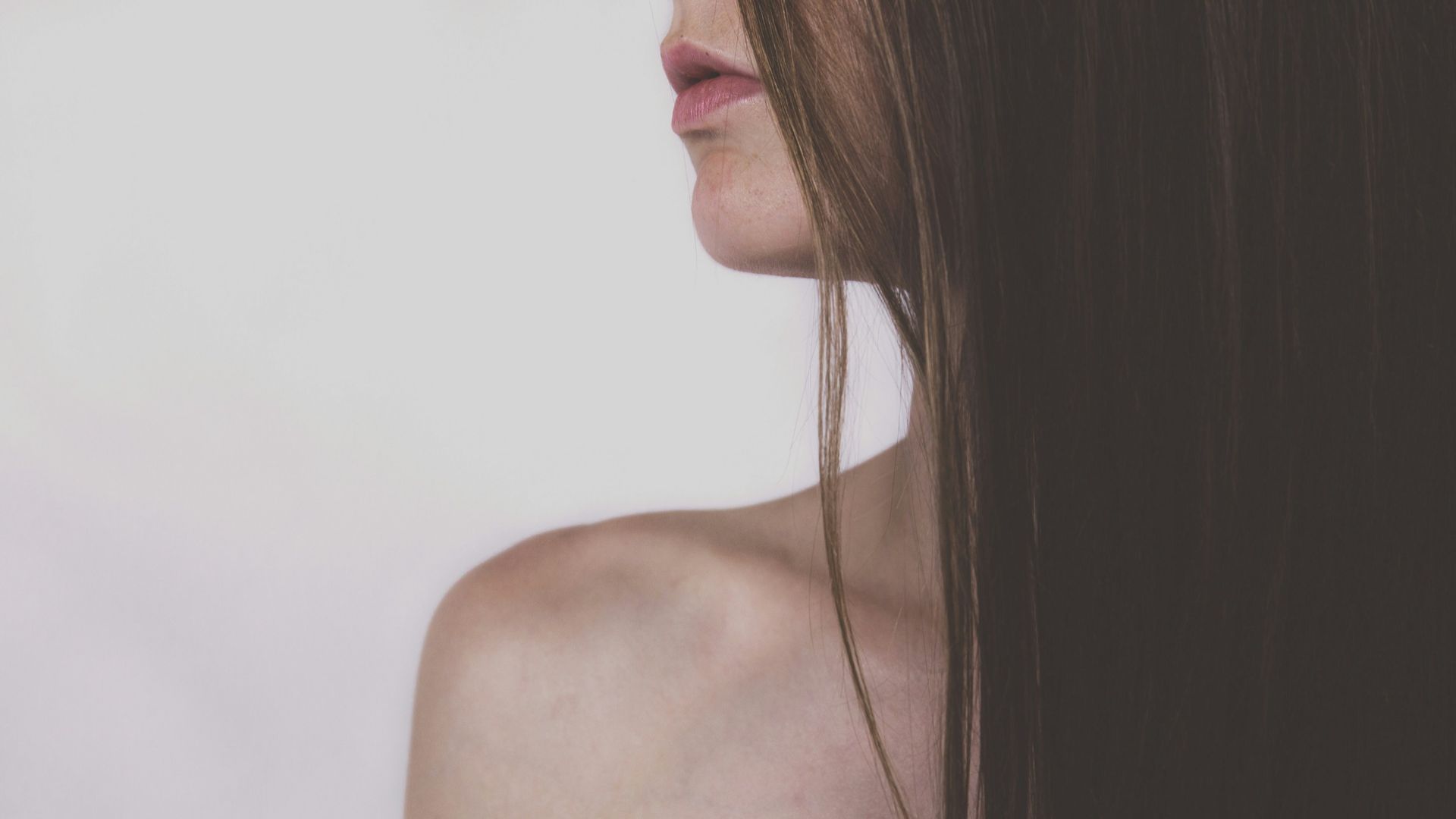 16. L'après-shampoing aplatit vos cheveux