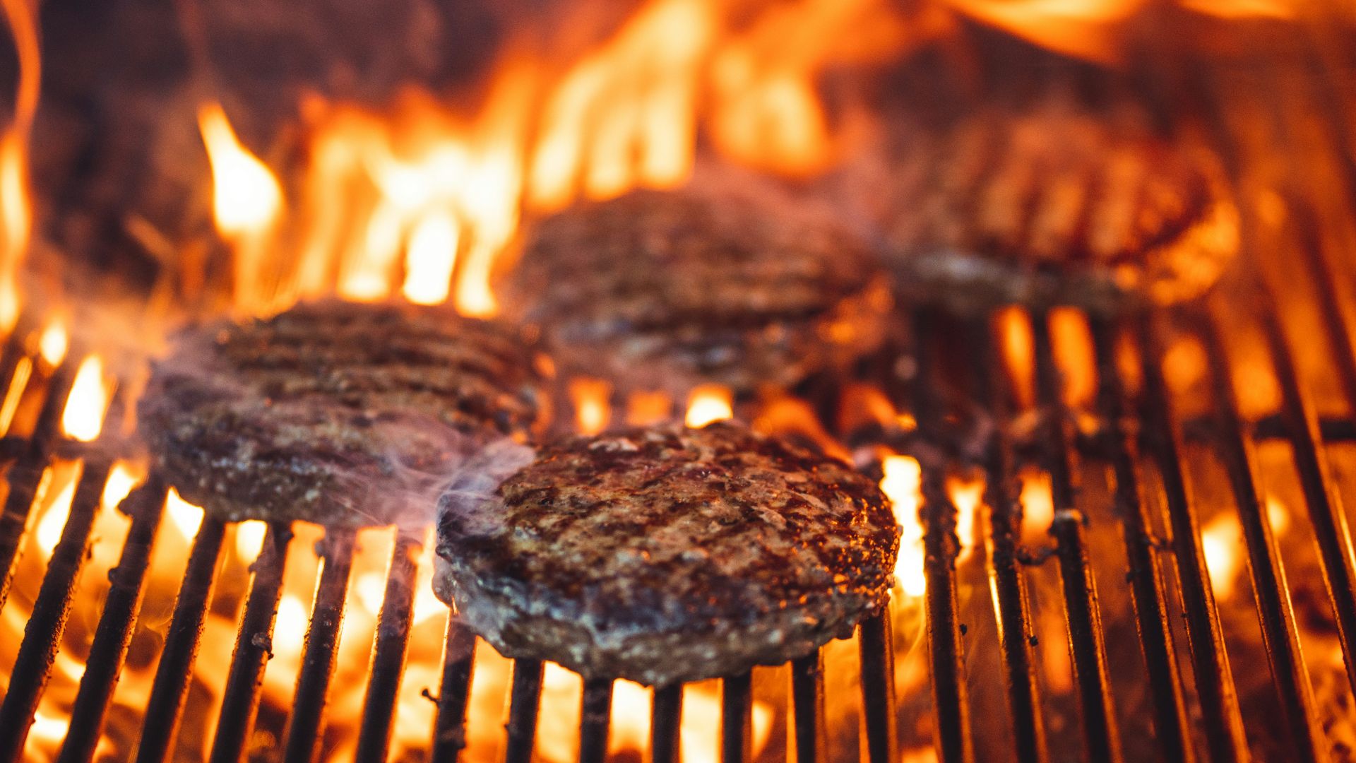 2. Des burgers carbonisés à mort