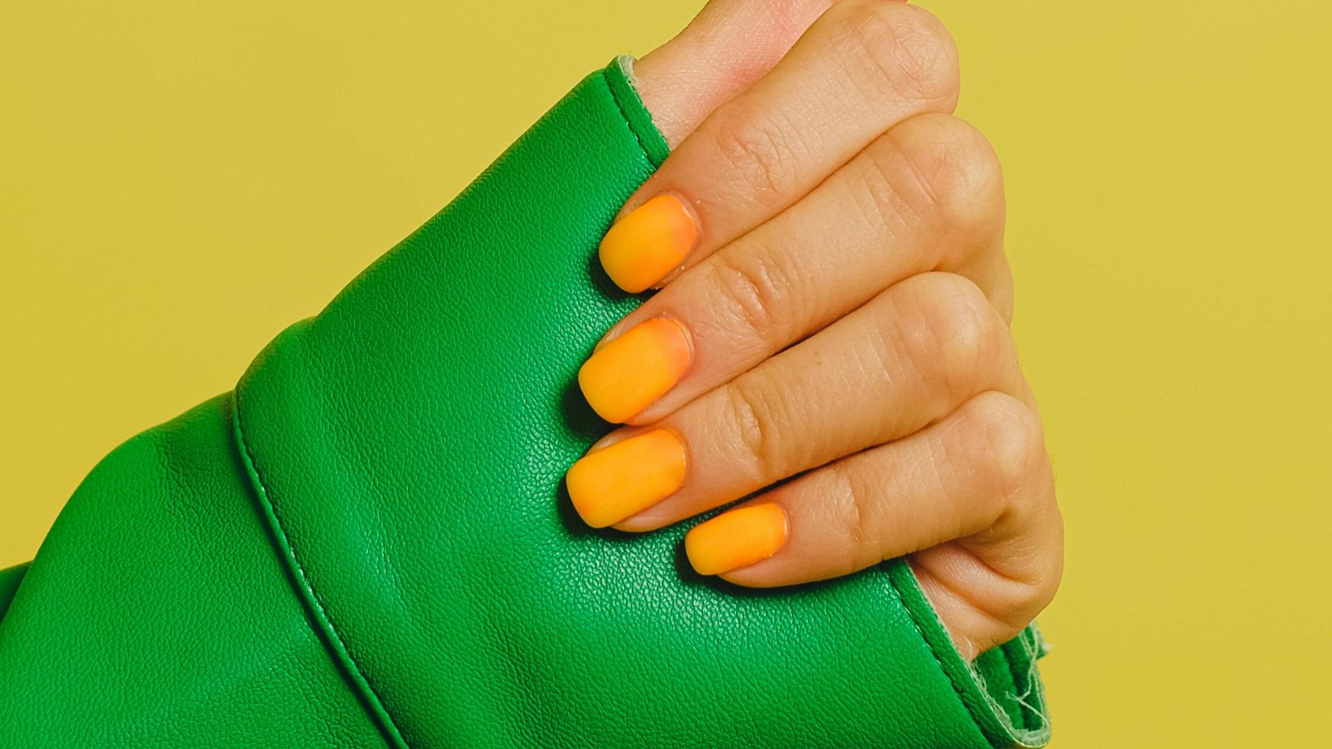 1. Orange fluo