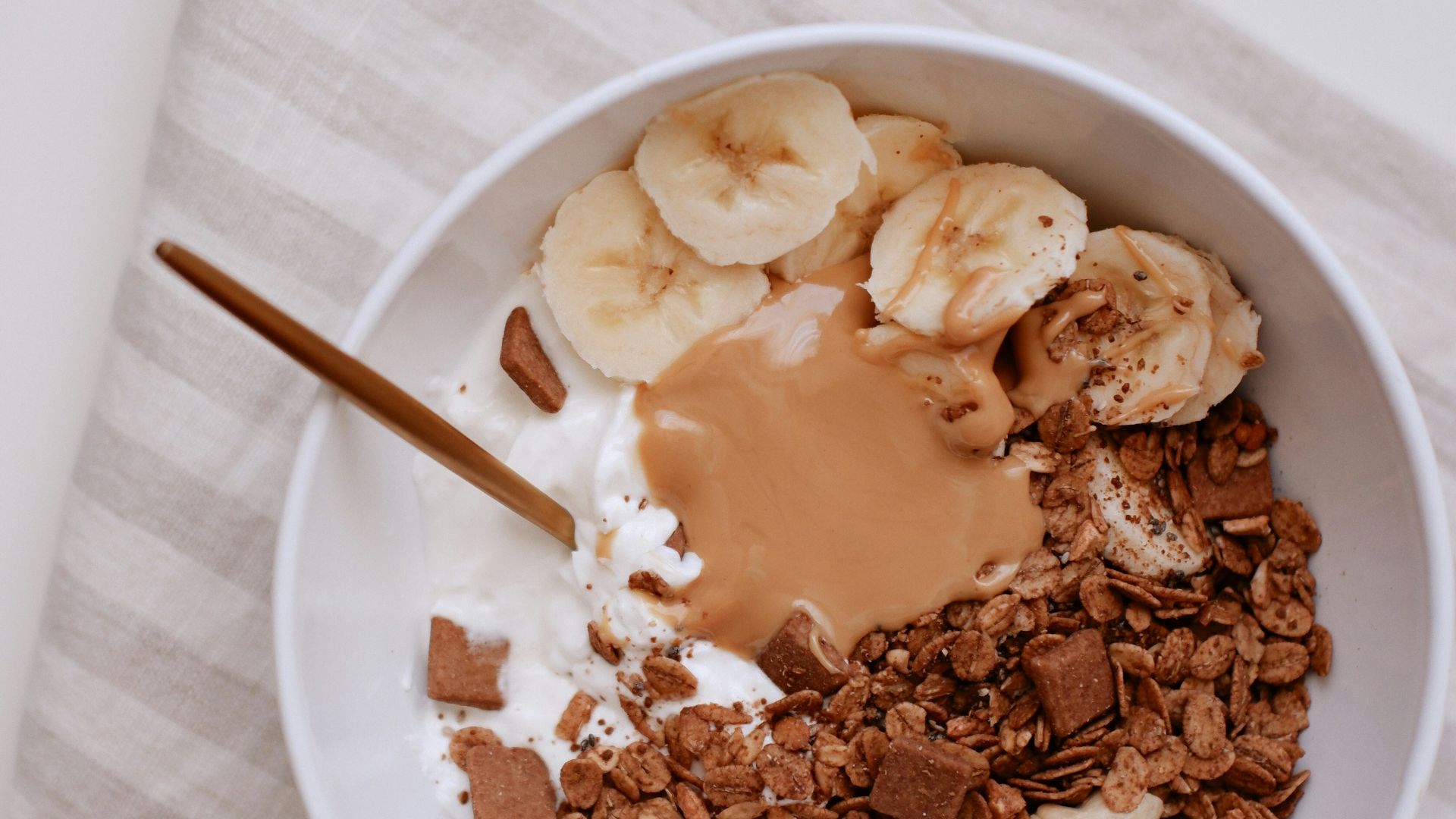 4. Porridge à la banane et au beurre de cacahuète