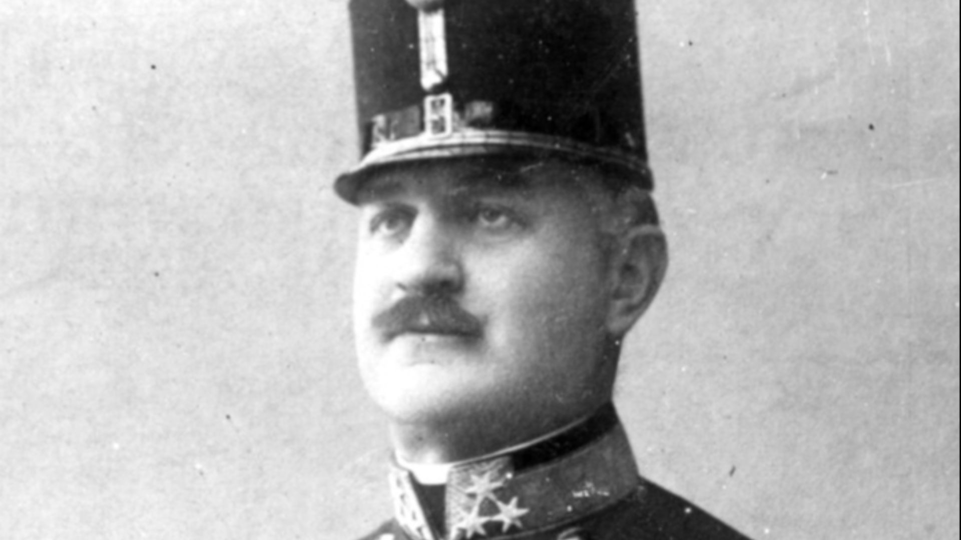 15. Alfred Redl