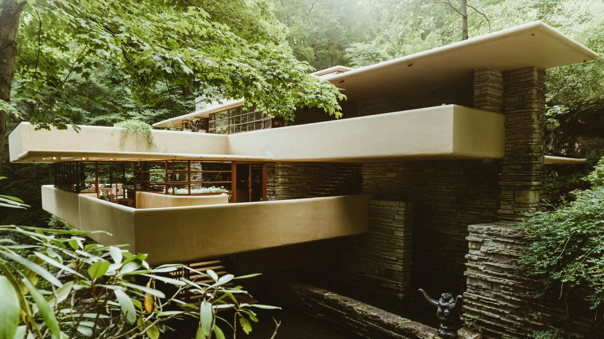 5. Frank Lloyd Wright