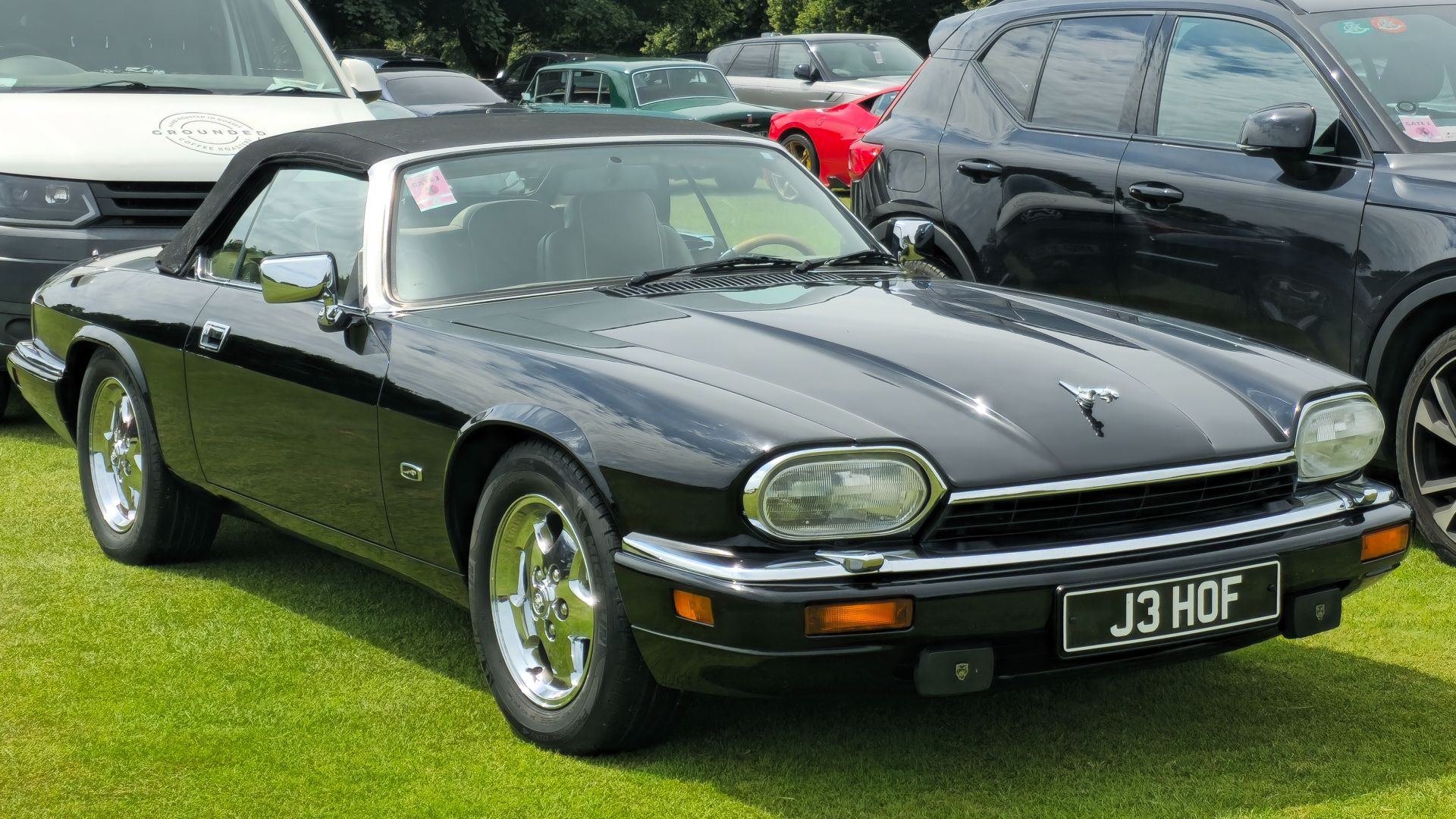 2. Jaguar XJS