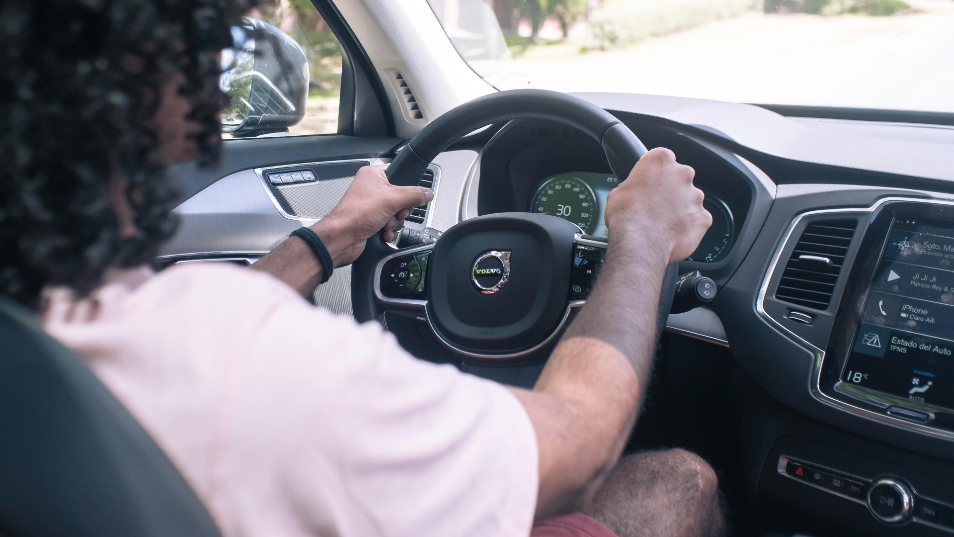 20 conseils pour rester éveillé et vigilant lors de longs trajets en voiture