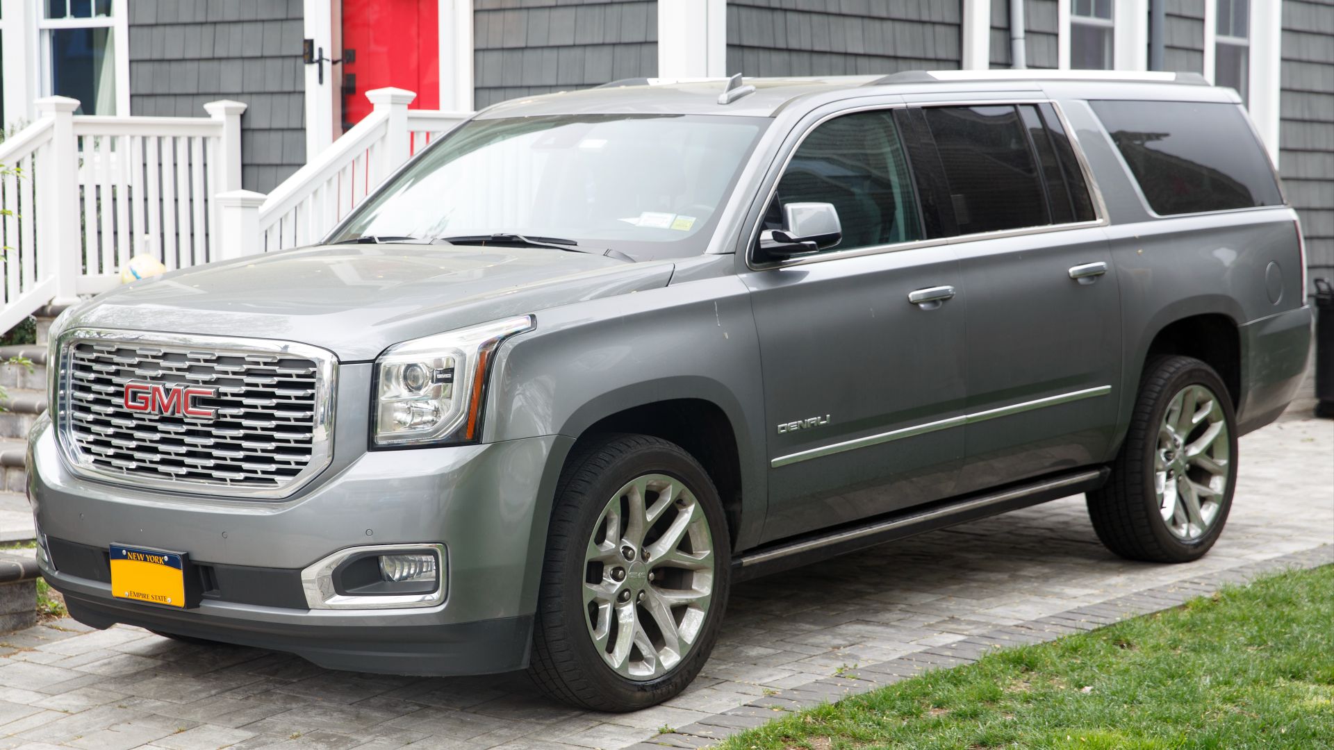 6. GMC Yukon XL 2018