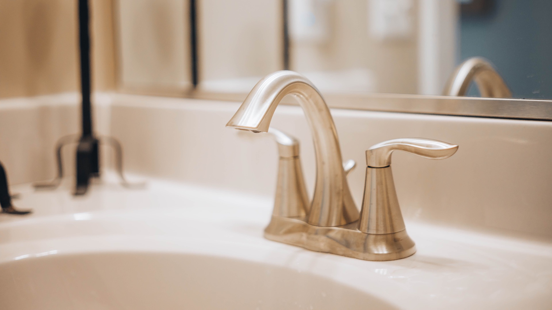 3. Ne le nettoyez pas à l'eau chaude