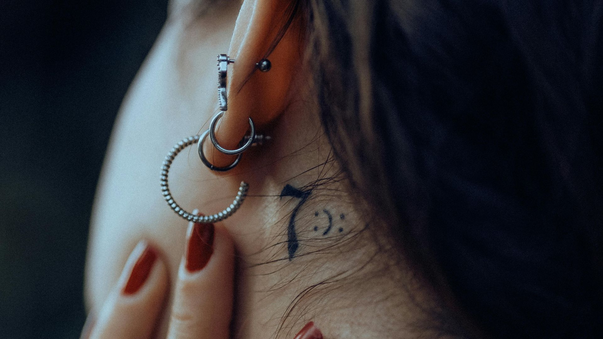 20. Contour d'oreille