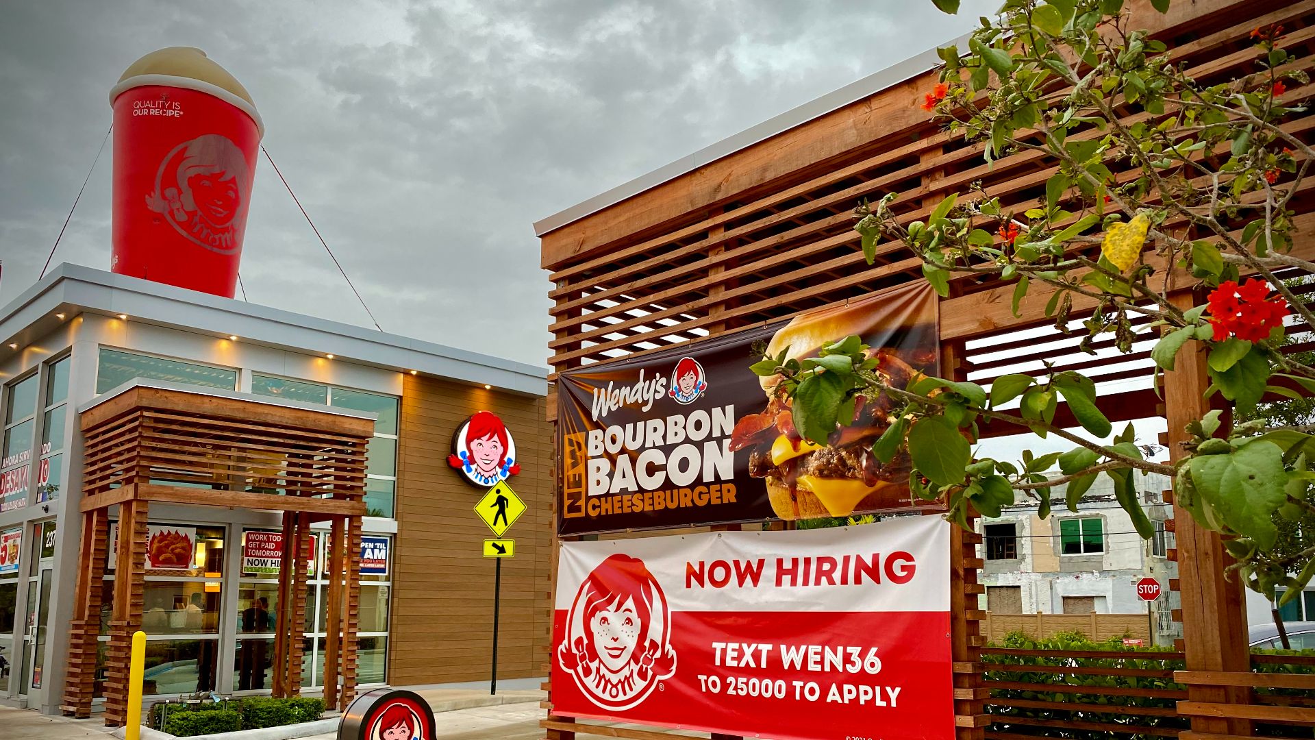 2. Burger « Pretzel Bacon Pub » (Wendy's)