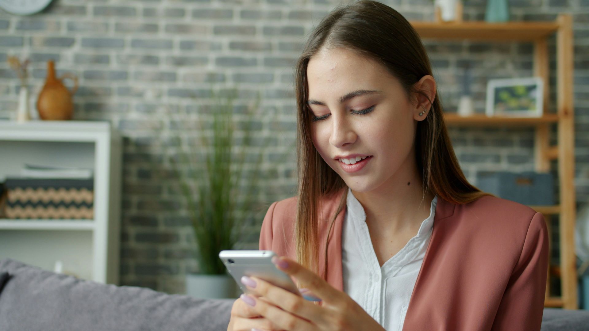 11. Ils publient toutes leurs bonnes actions sur Internet