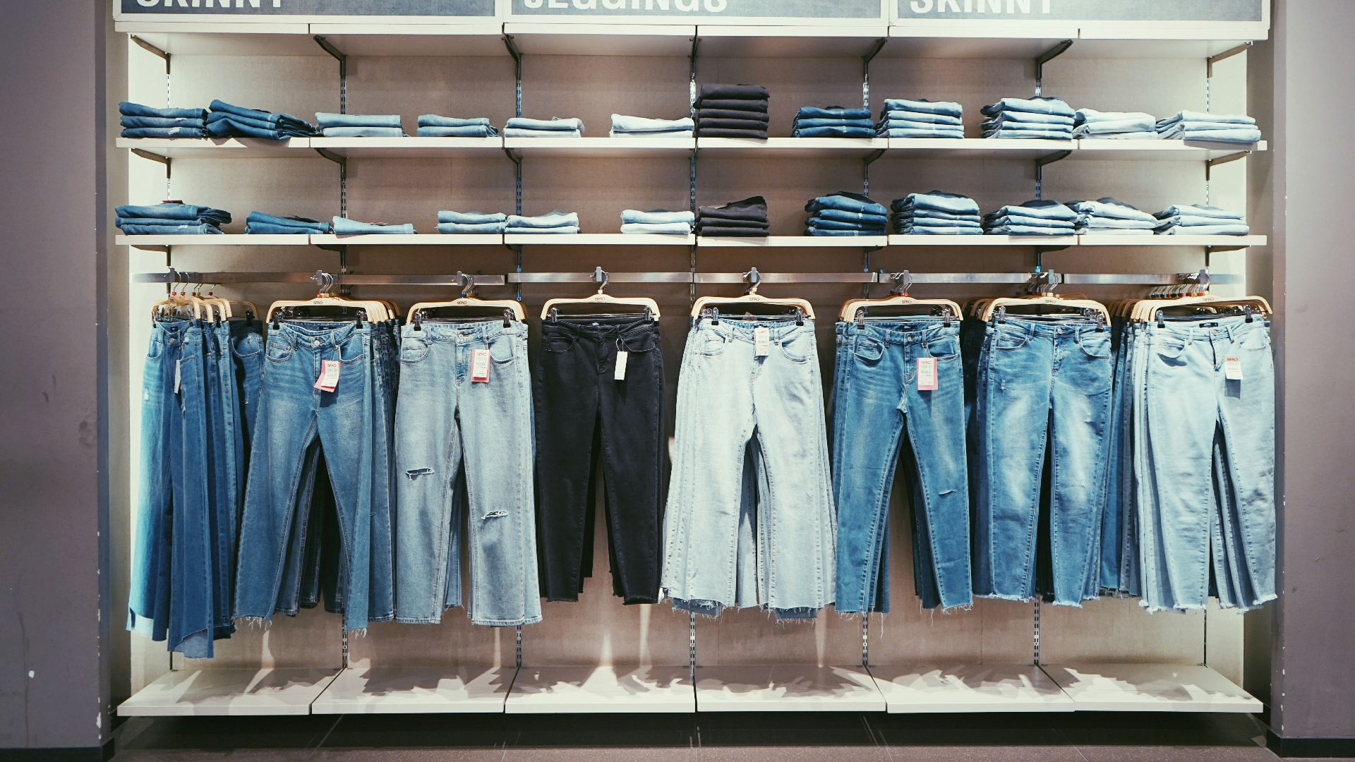 4. Jeans taille haute
