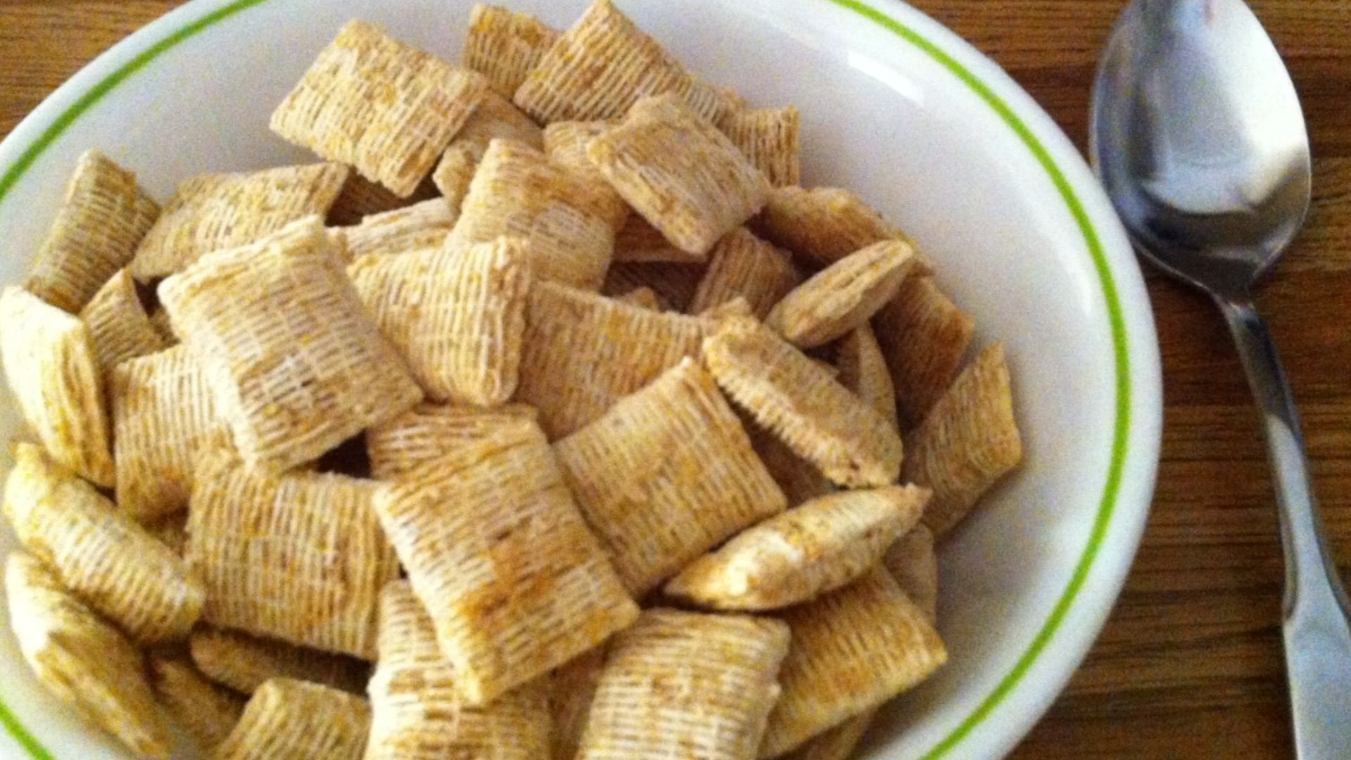 15. Une cuillère de Shredded Wheat