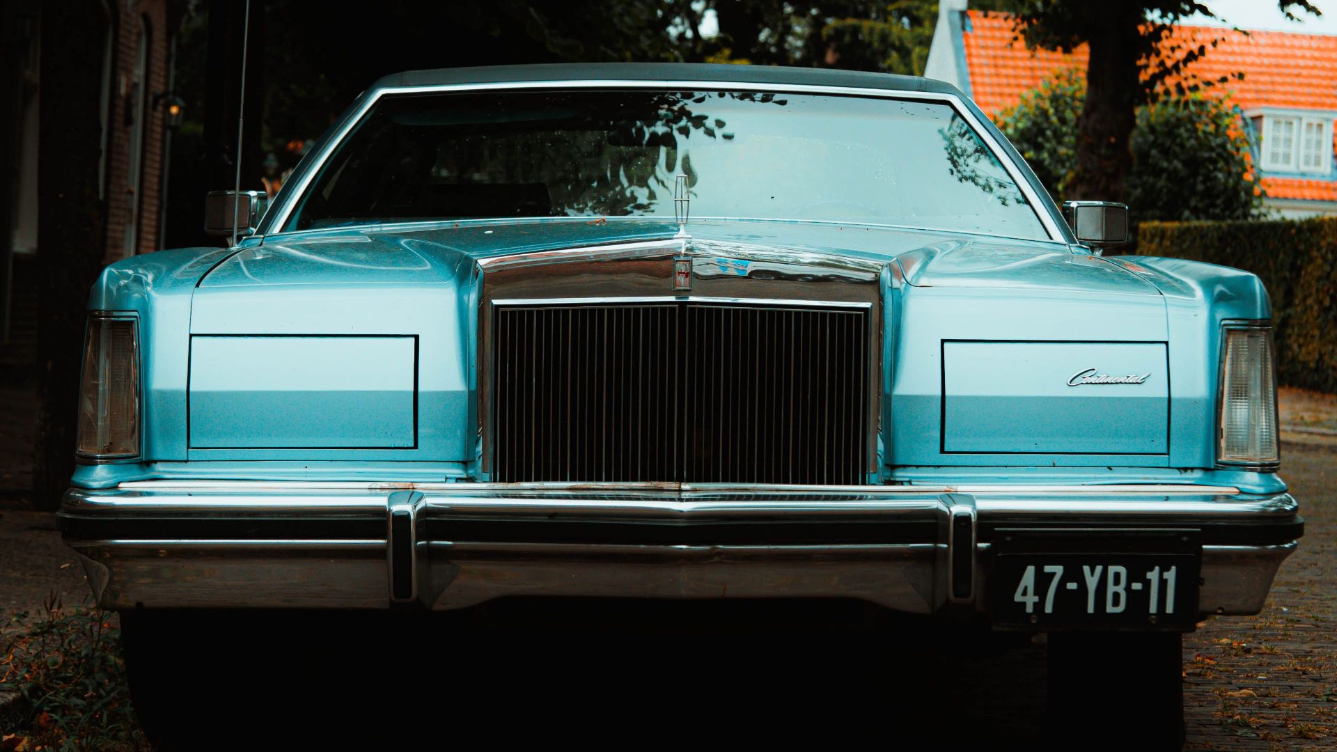 5. Lincoln Mark VIII