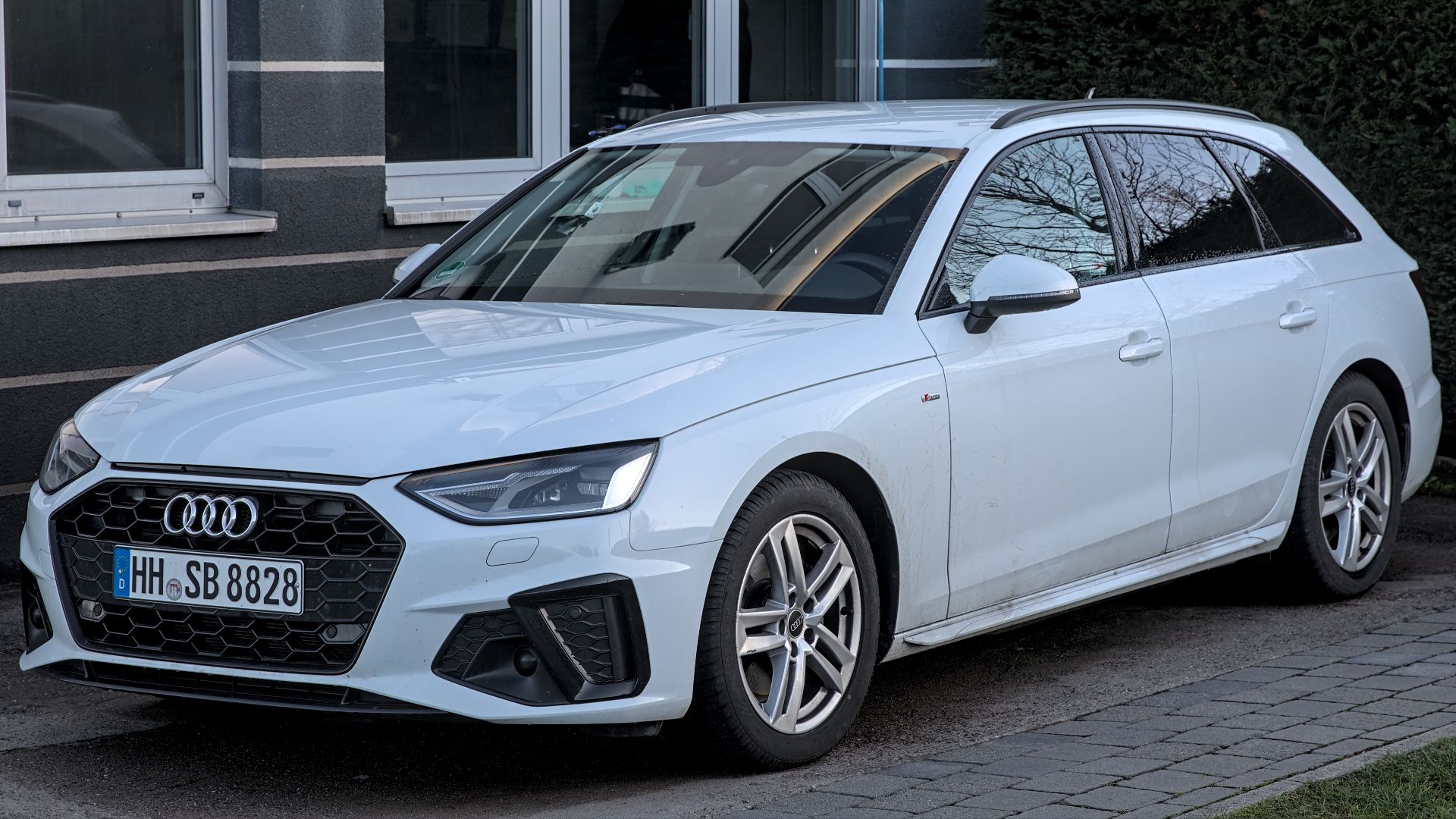 8. Audi A4 Avant
