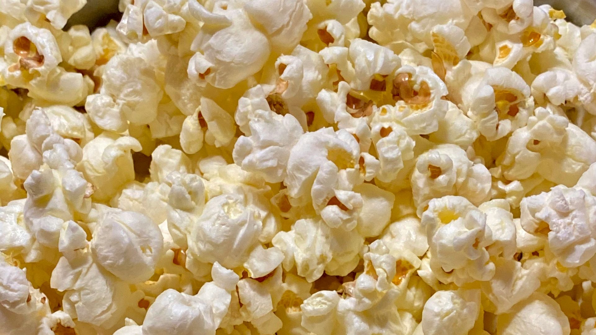 3. Du pop-corn préparé dans une casserole