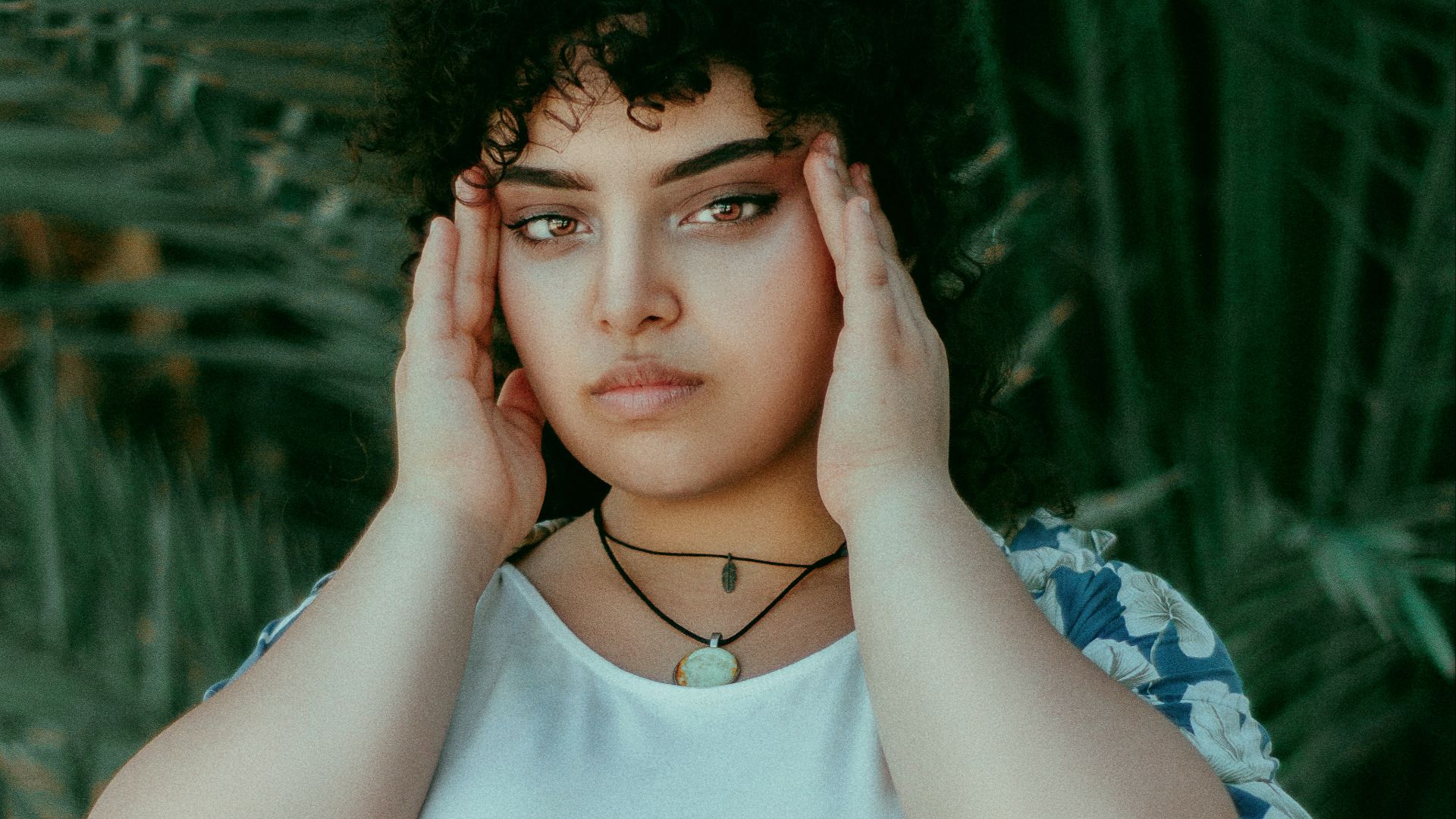 9. Des vêtements qui ont manifestement été achetés pour la silhouette qu’elle a