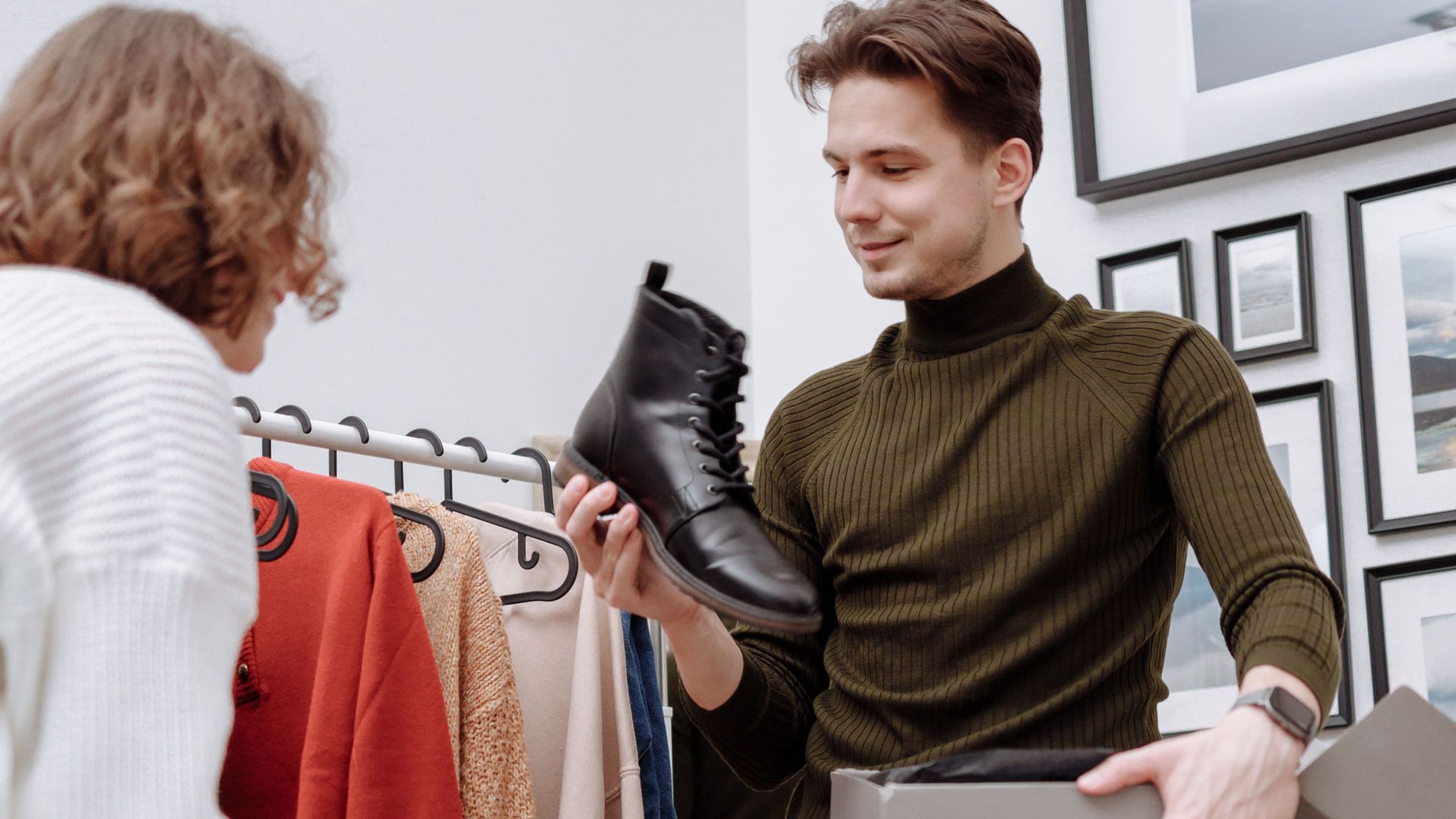 7. Ils se sentent coupables de repartir les mains vides