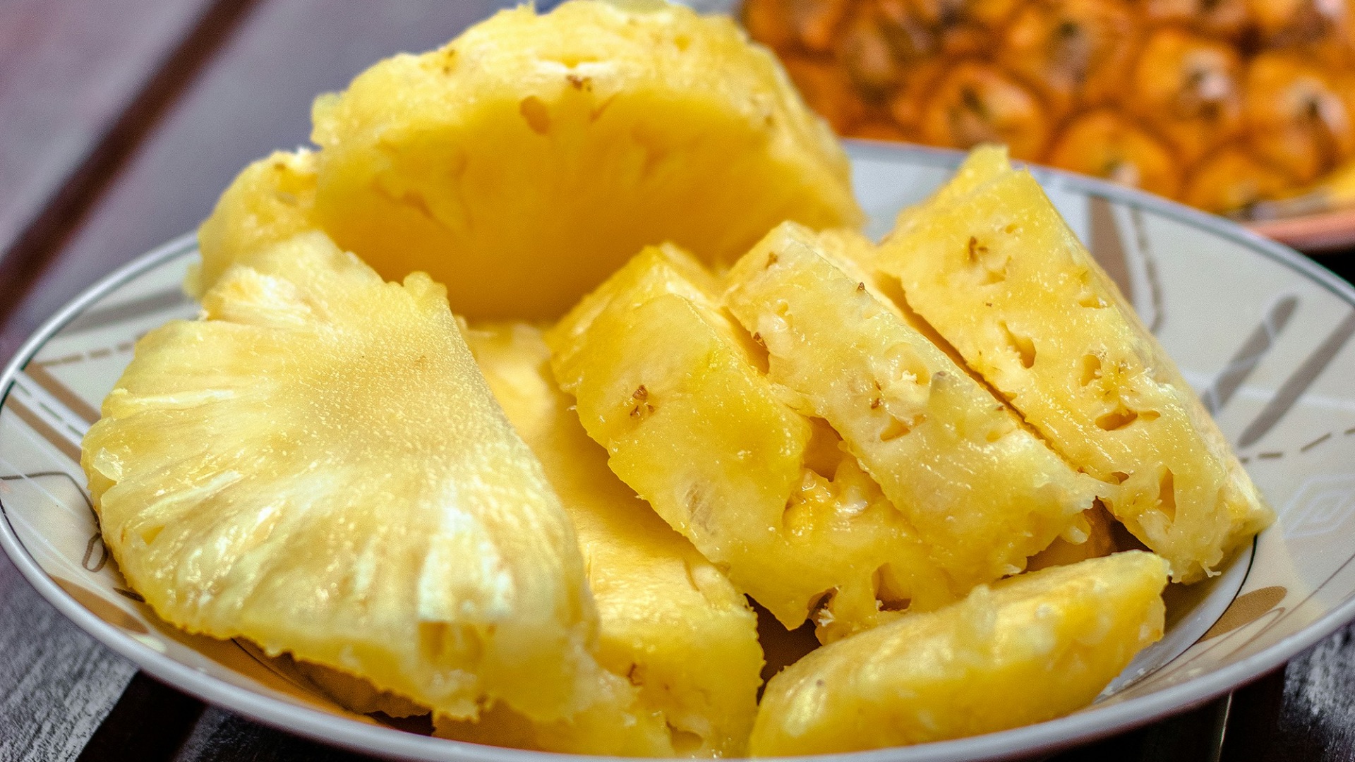 10. Ananas