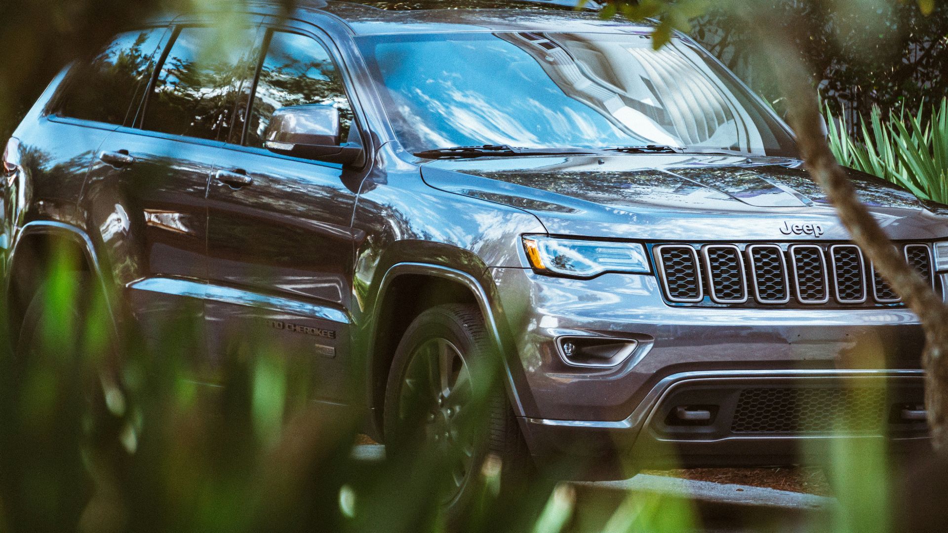 19. Jeep Grand Wagoneer