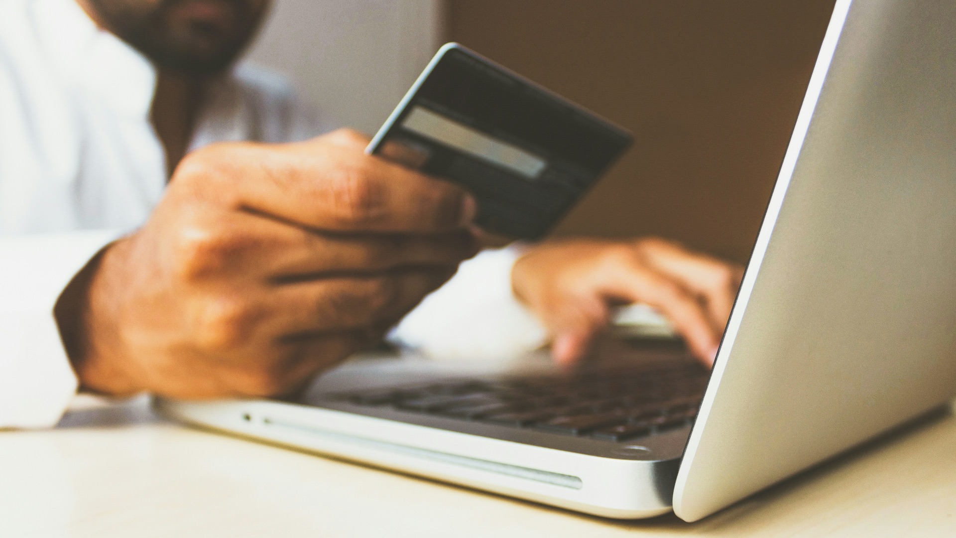 4. Comparez les prix avant de passer commande