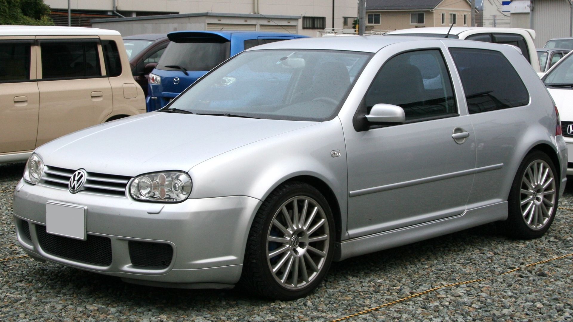 7. Golf R32 (2002 à 2008)