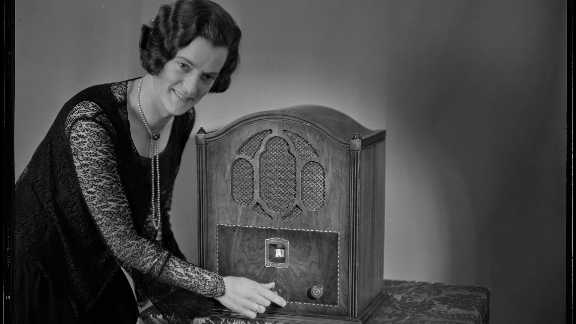 11. Radio