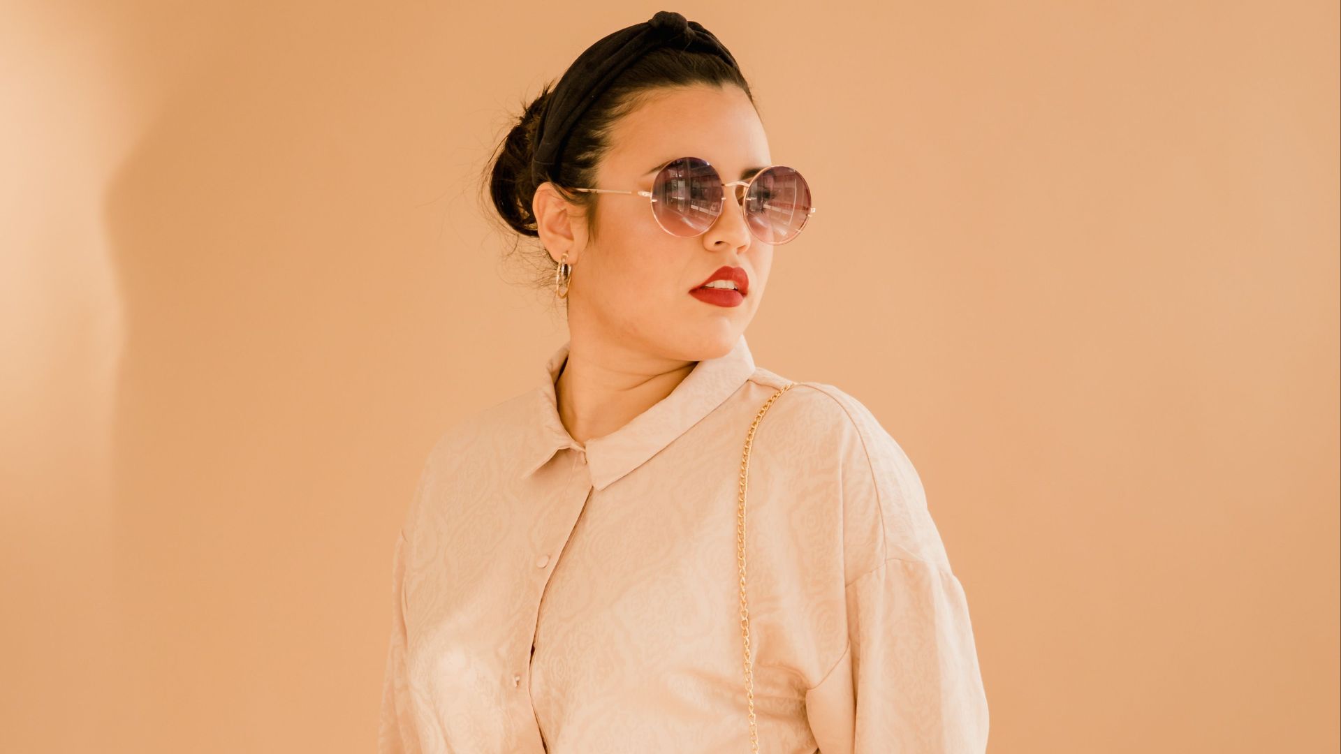 13. Une tenue monochrome