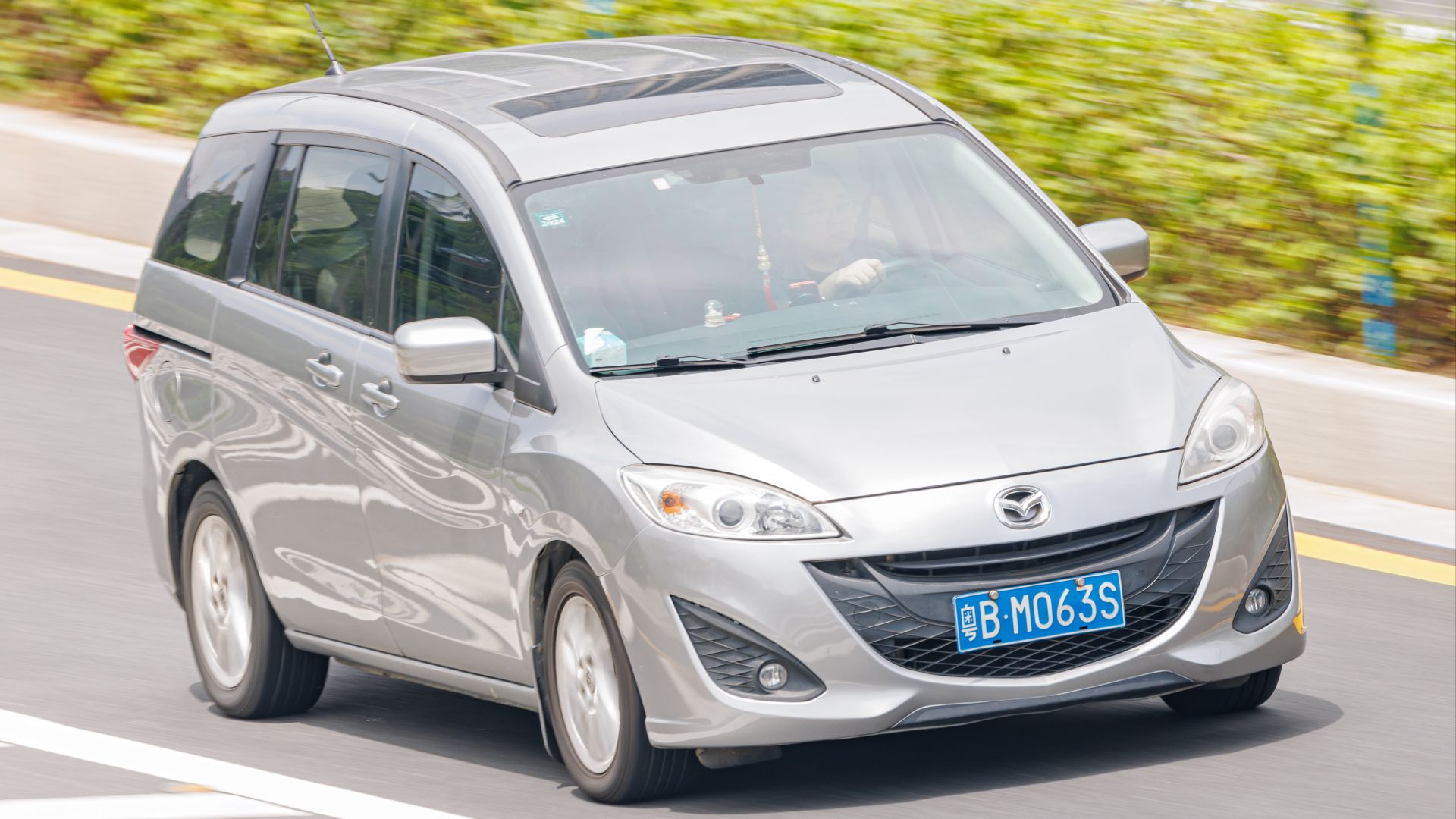 7. Mazda5