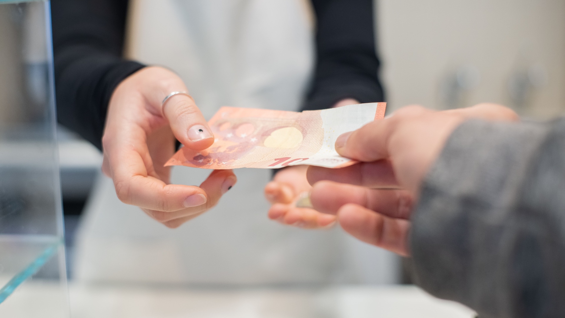 9. N’échangez pas encore vos devises
