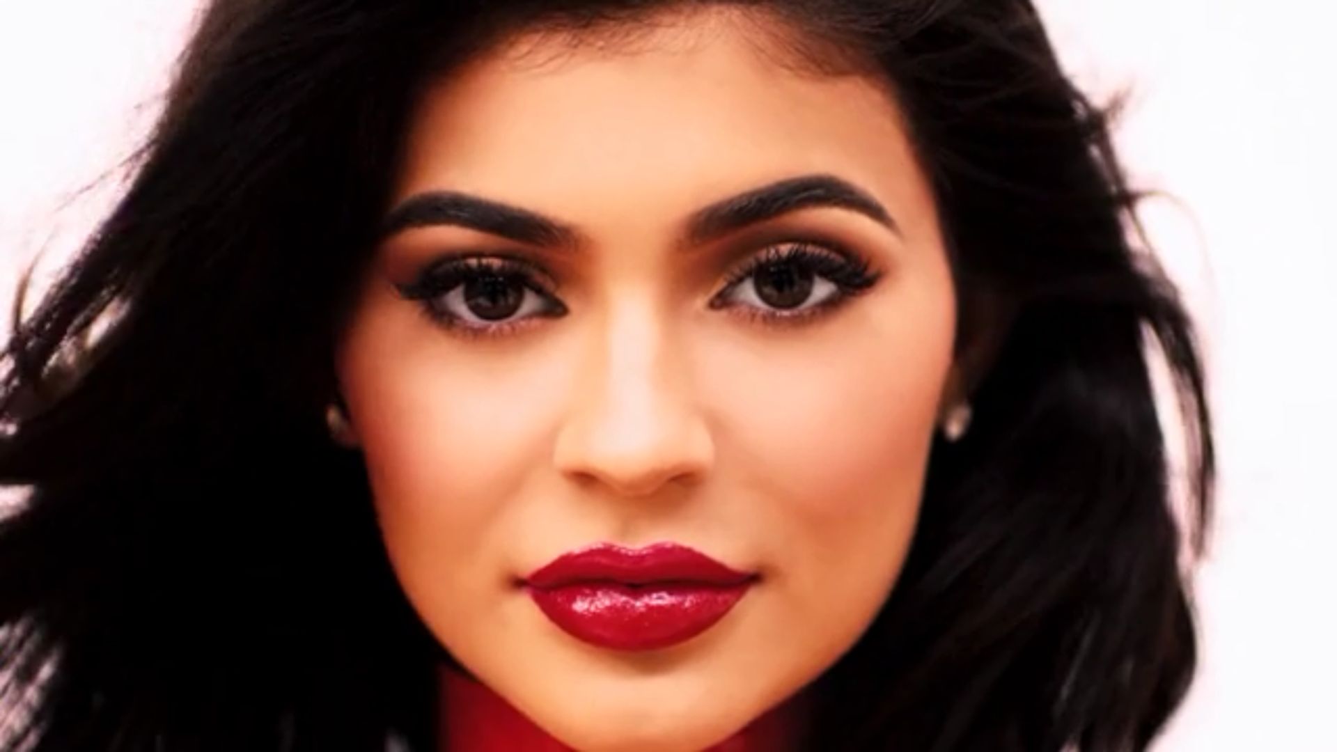 11. Les années 2010 : « Les sourcils Instagram »