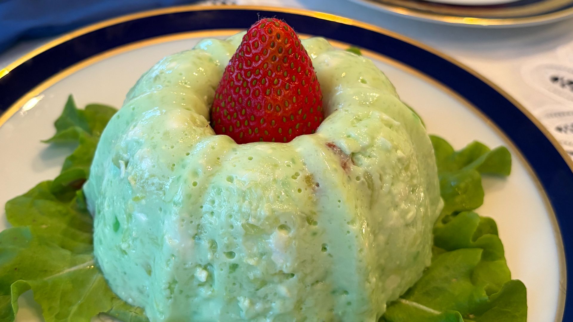 20 tendances culinaires de fêtes pour le moins étranges que vos grands-parents servaient vraiment