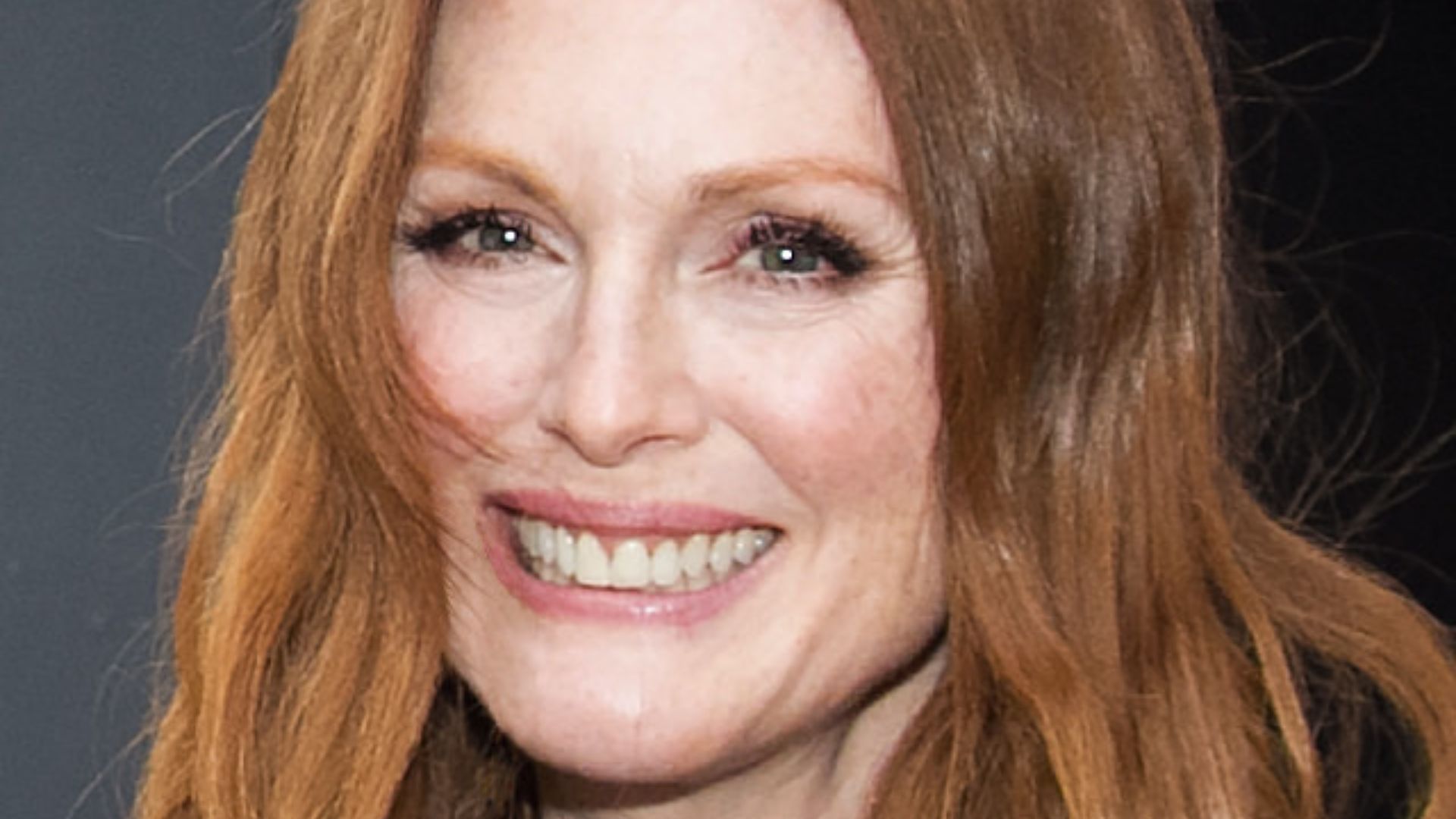 1. Julianne Moore