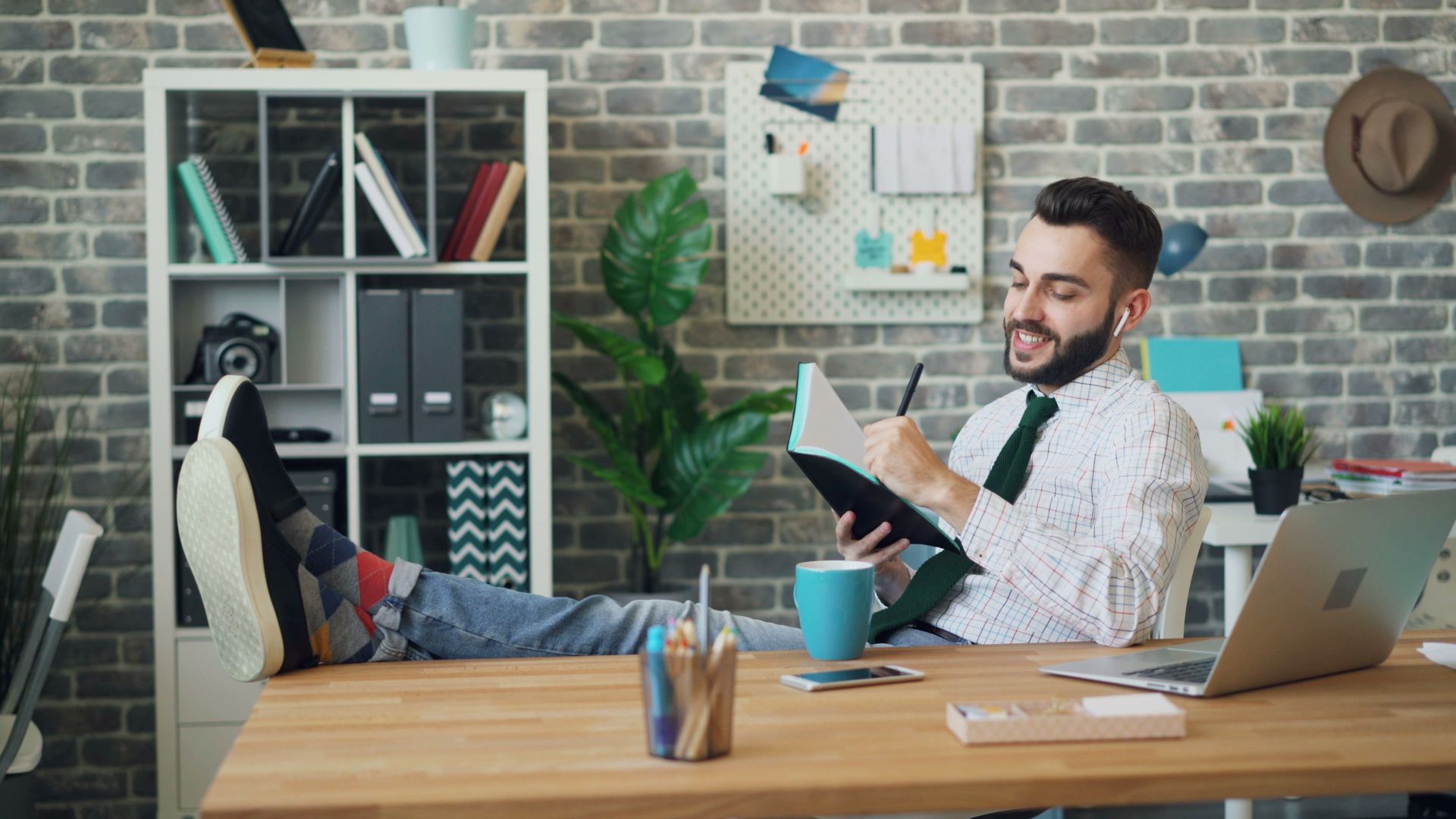 6. Comparer les avantages sociaux