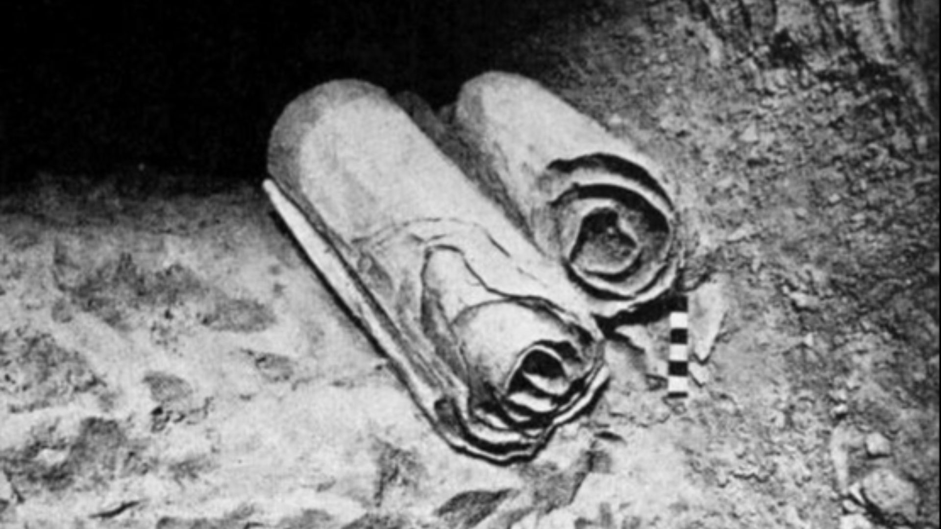 11. Des bergers ont découvert les manuscrits de la mer Morte