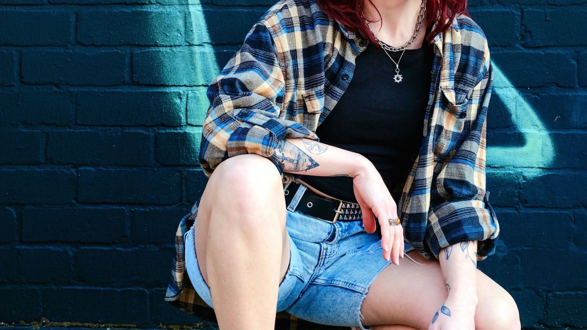 17. Chemise en flanelle style grunge