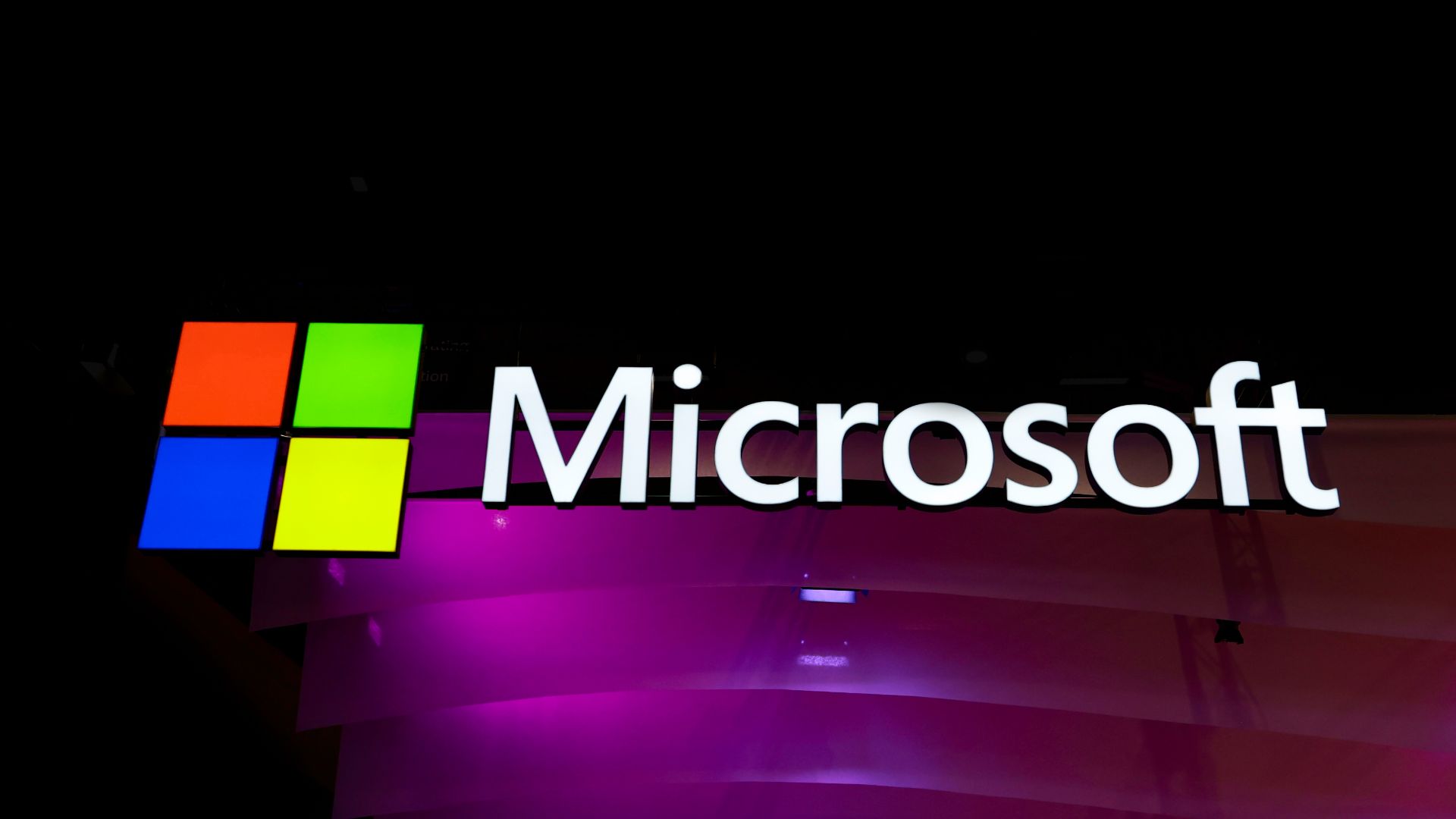 Pourquoi Microsoft procède-t-il à une restructuration ?