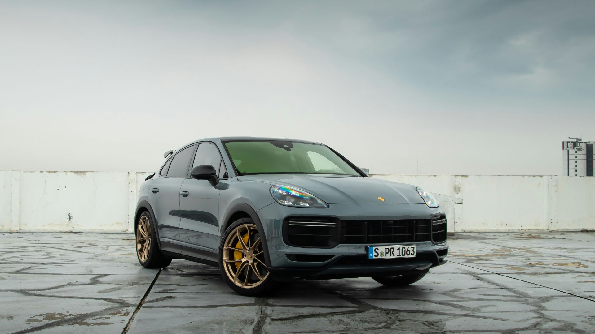 4. Porsche Cayenne