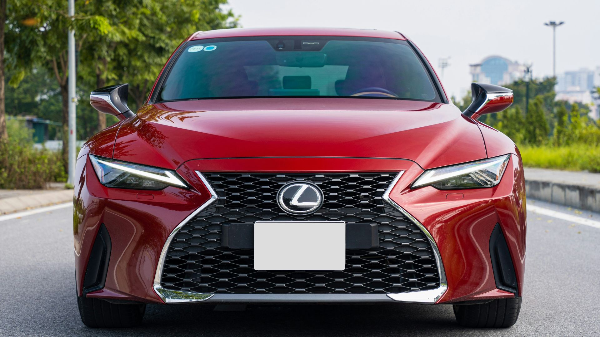 16. Lexus IS300